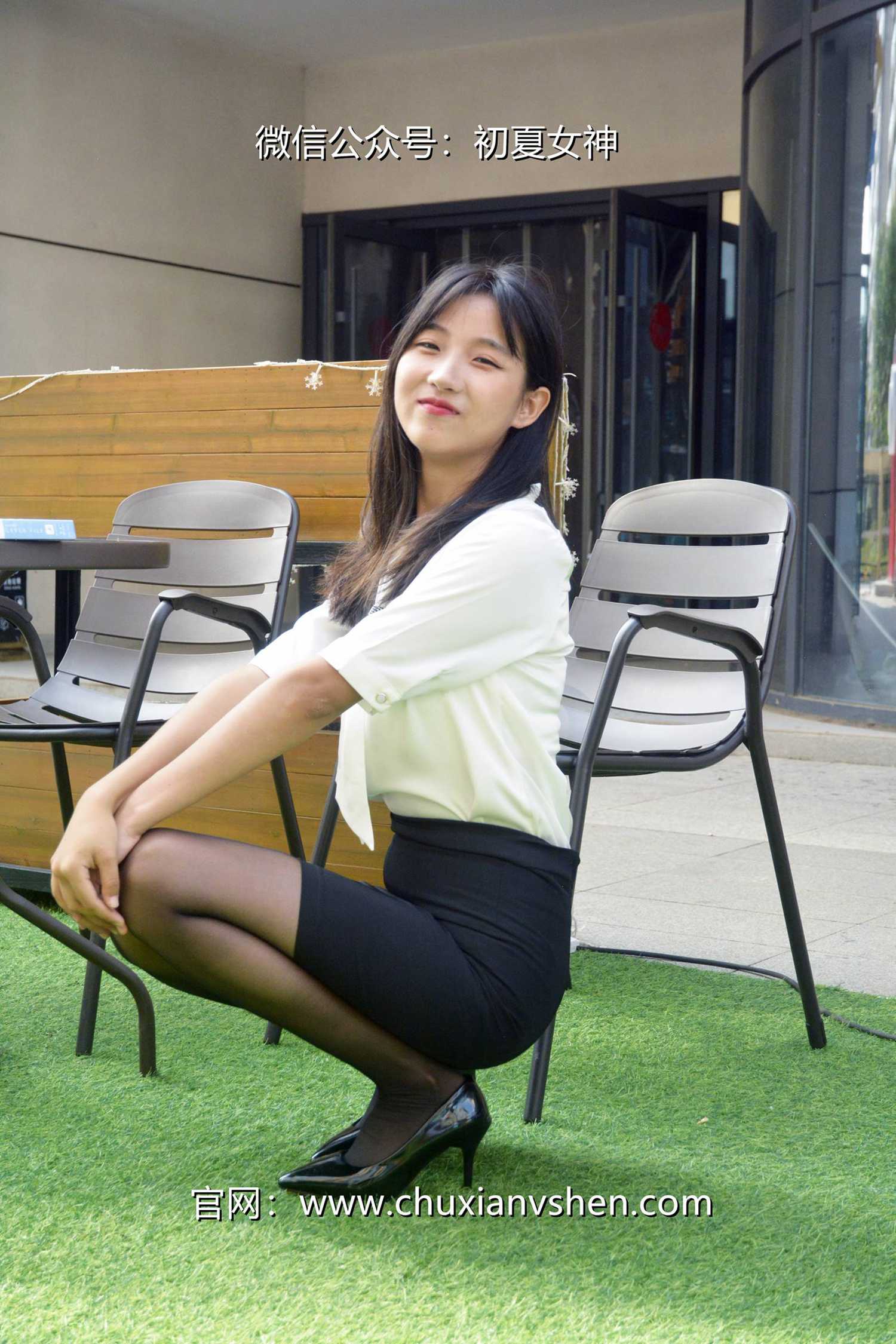 初夏女神 NO.085 点点 黑白正装[140P/1V/5.48GB]