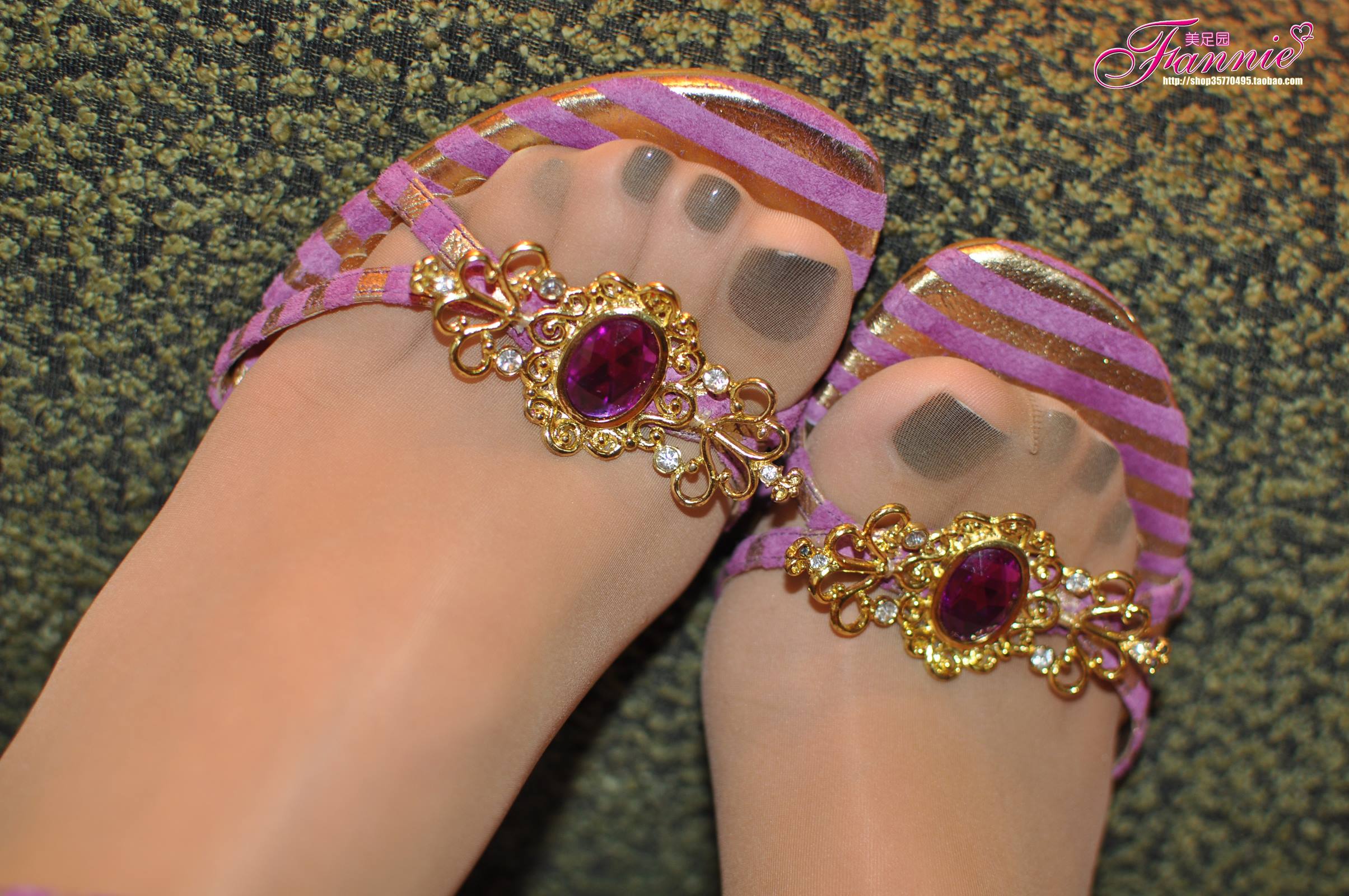 Fannie芬妮每足园 No.337 墨馨 高跟肉丝4 [57P/142MB]