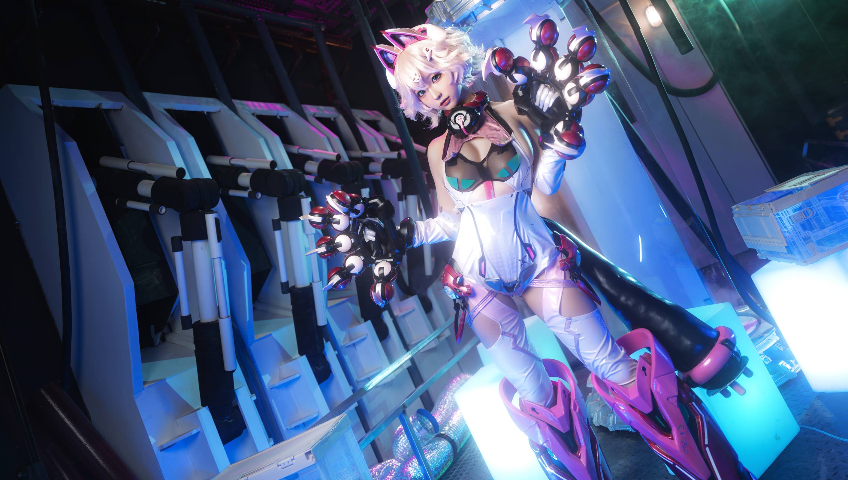 蠢沫沫 绯猁[18P/161M]