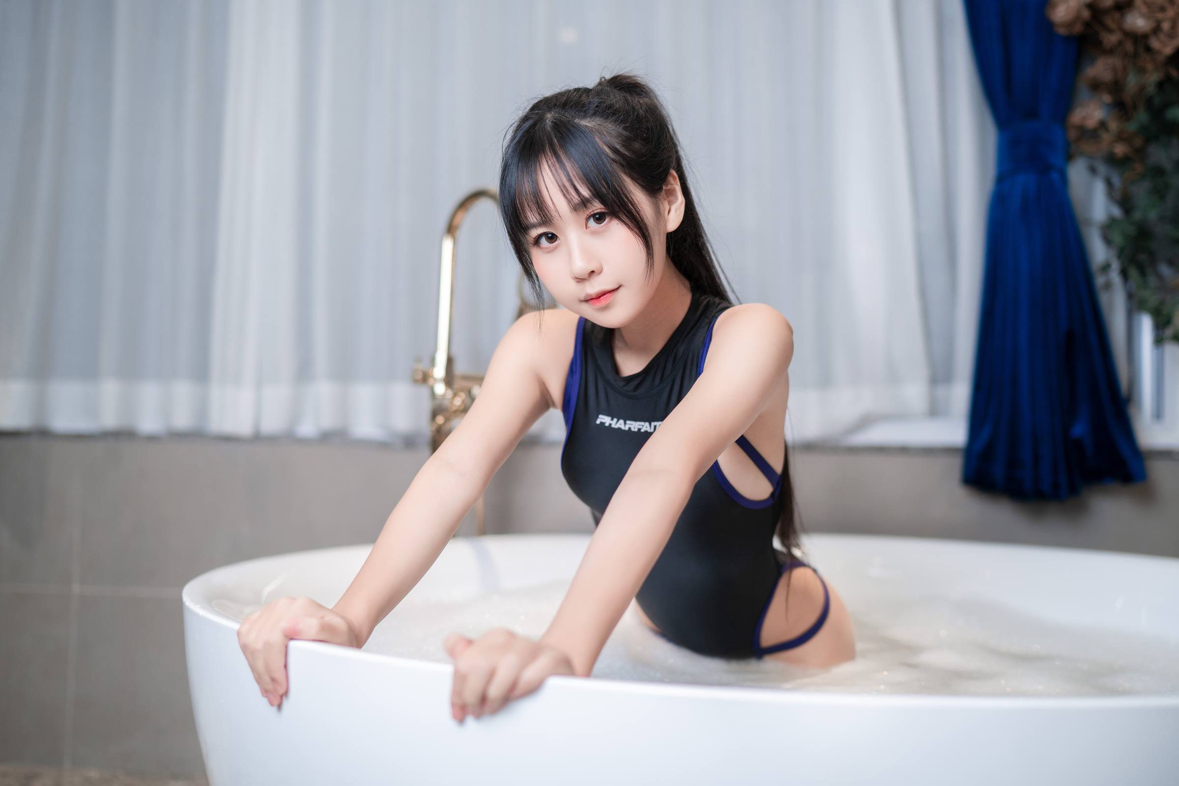 萌芽儿o0 竞泳[29P/154M]