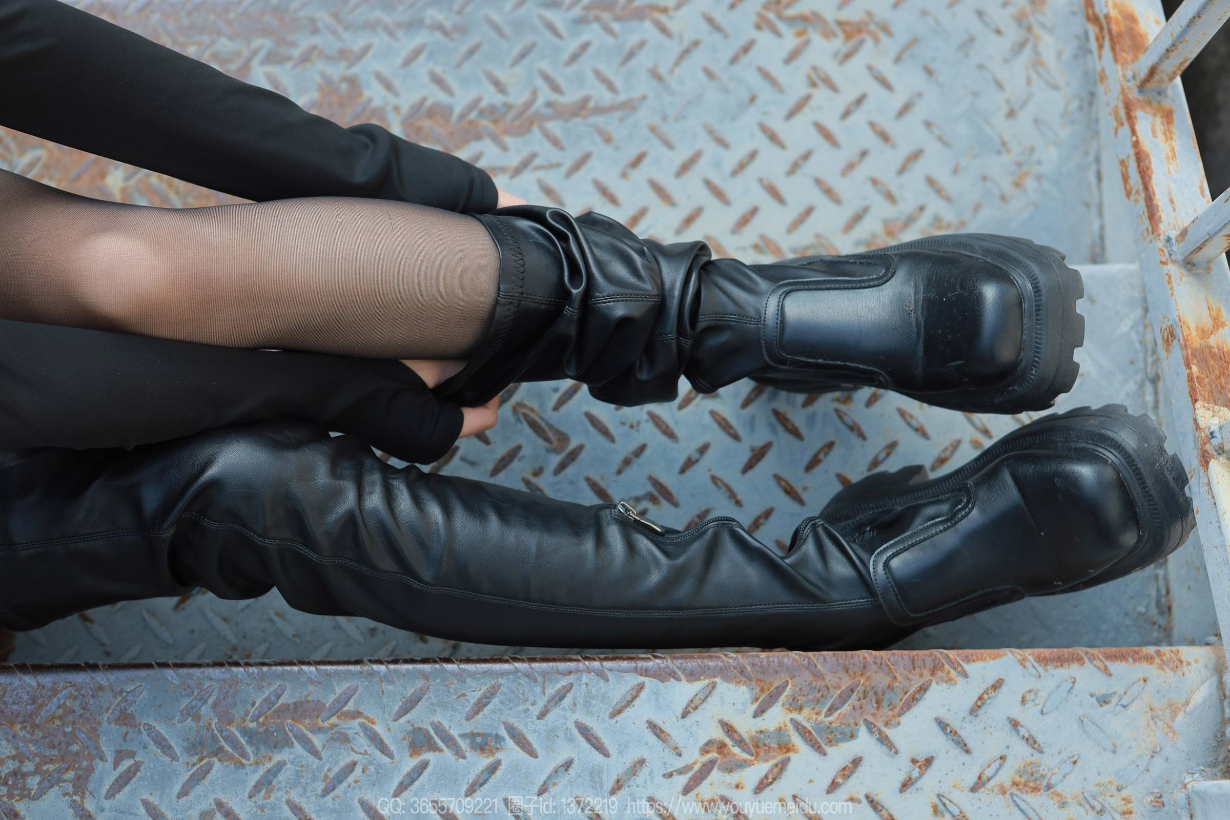 [IESS异思趣向] 2024.01.10 丝享家1634：兔兔《黑斯长靴》[84P/104MB]