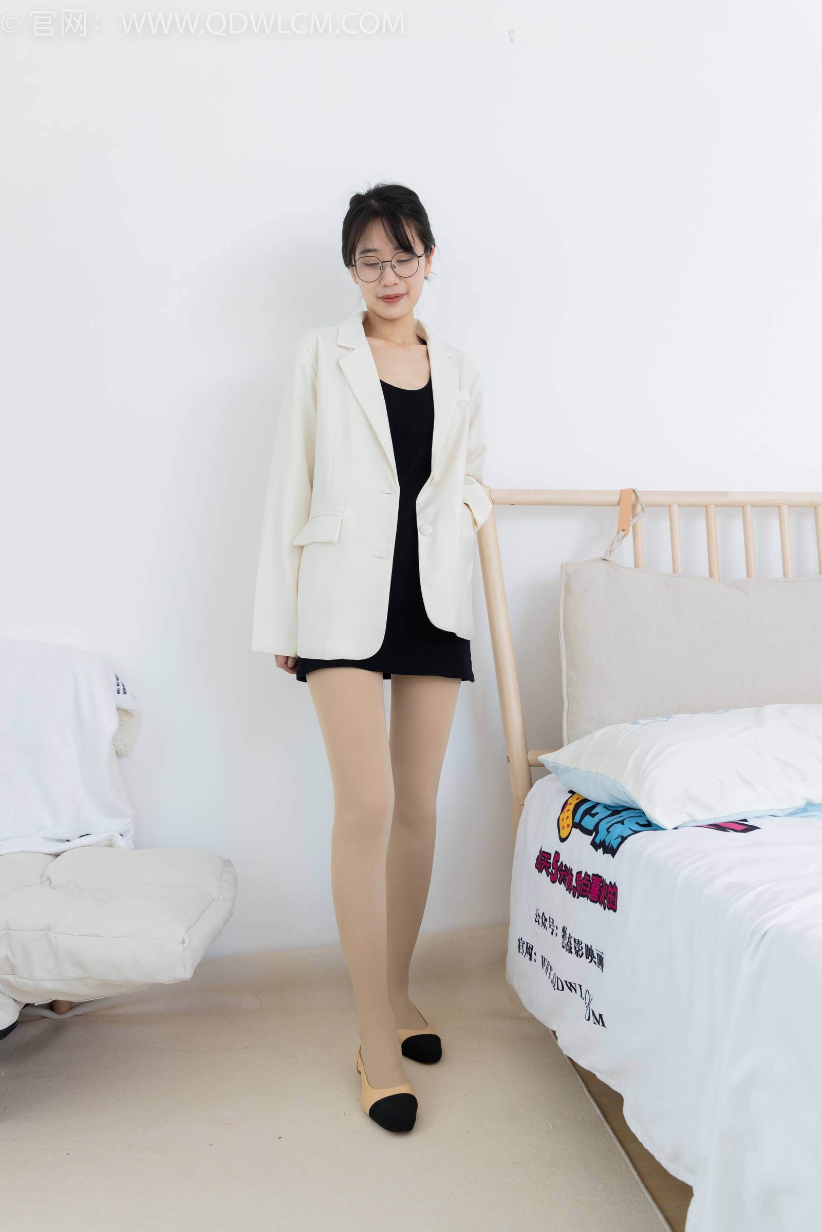 物恋传媒 NO.1805 菜菜-星河长明[160P/1V/4.26GB]