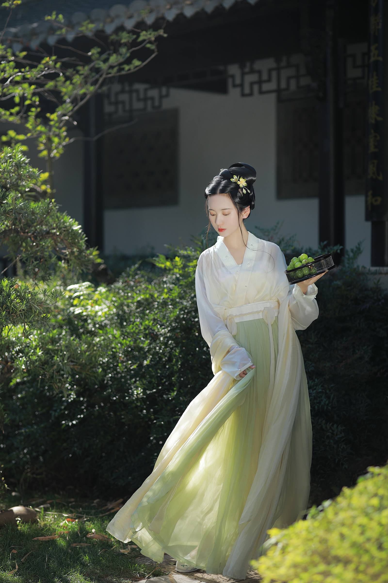 [YITUYU艺图语]2022.09.25 倾盖如故 瑜瑾[42+1P/835MB]