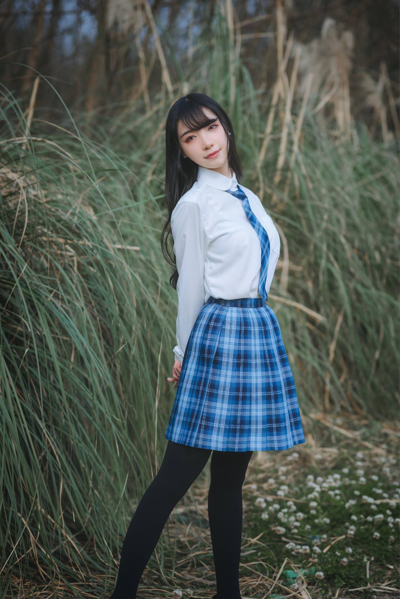 拿相机的执义 -『JK少女日记』樱与春③出镜@阿浔浔[13P/46MB]