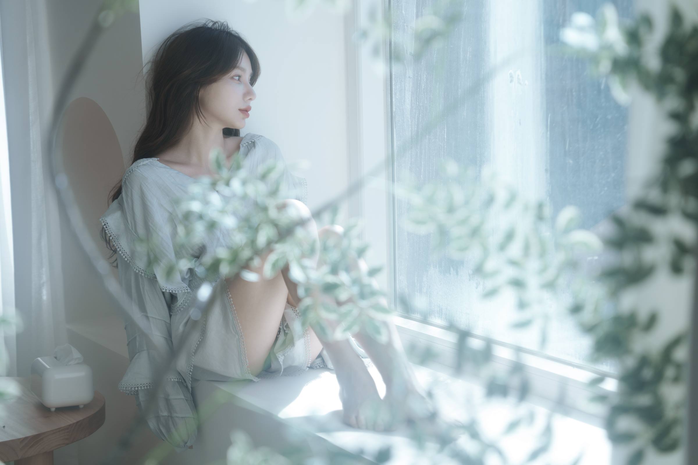 [YITUYU艺图语]2022.09.10 北欧极简风格民宿写真 姝雯同学[37+1P/244MB]