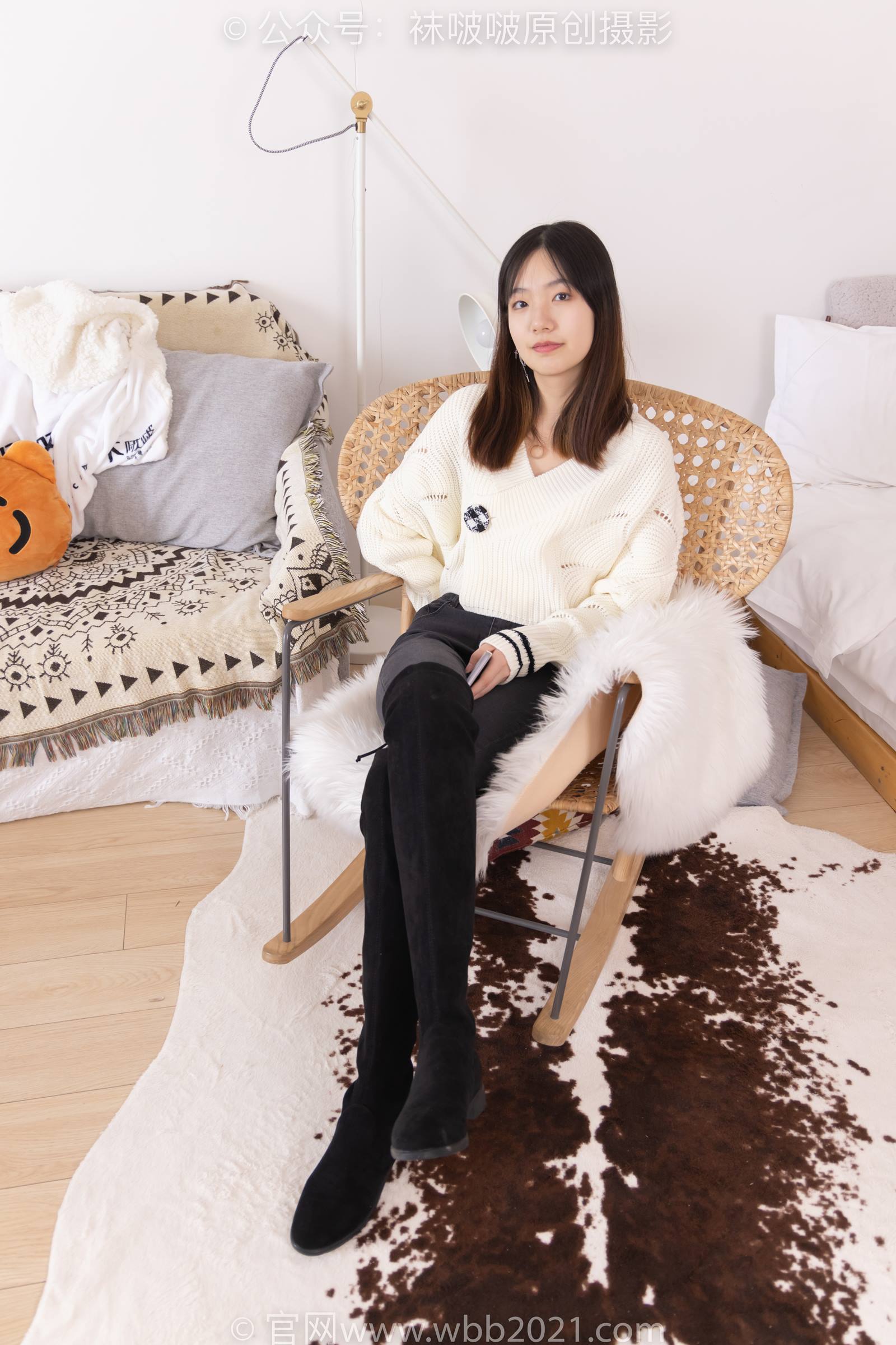 [BoBoSocks袜啵啵]NO.326 小甜豆-长靴、油亮灰丝、裤里丝[155P/1V/5.91GB]