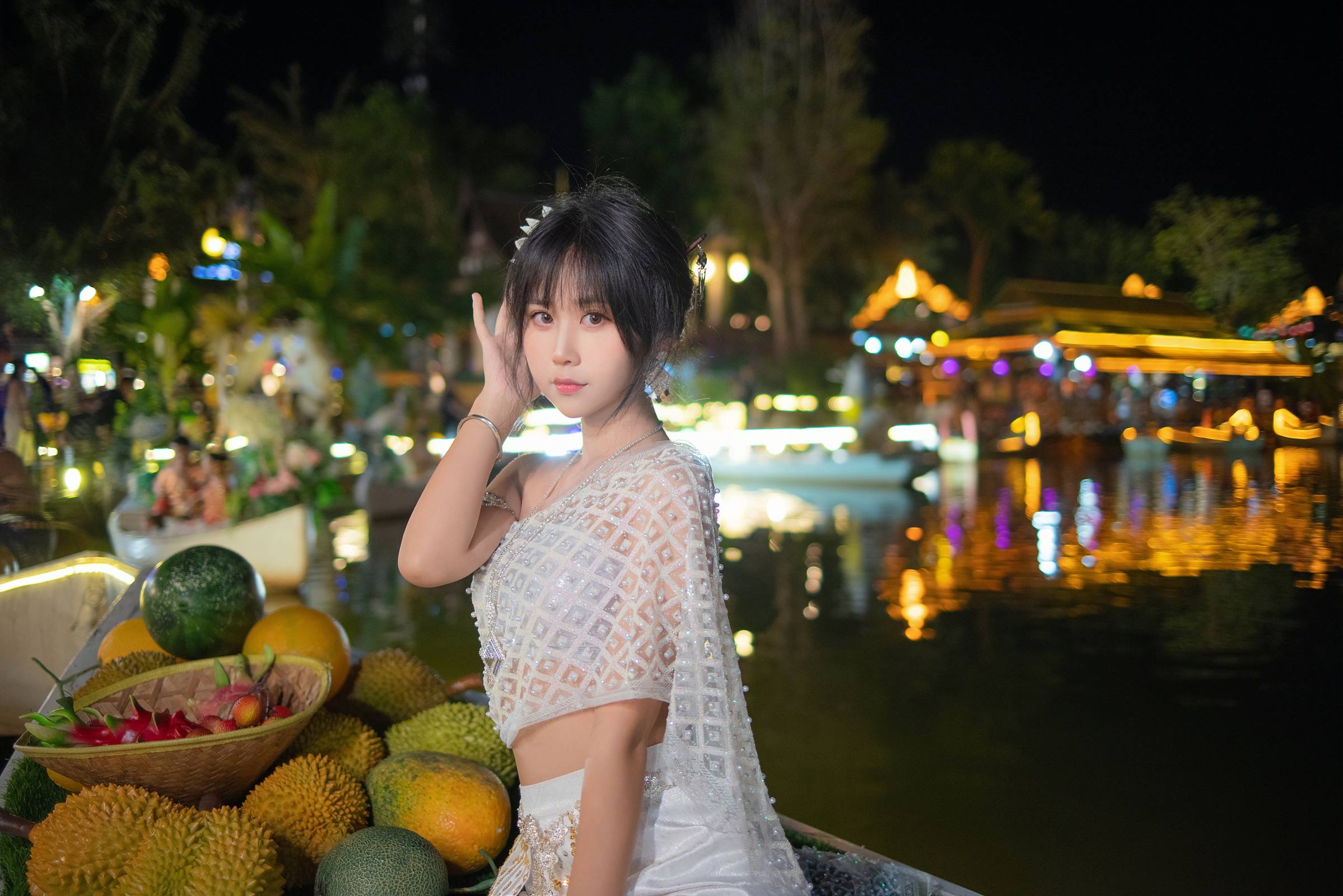 萌芽儿o0 - 西双版纳 傣服 银[17P/111MB]