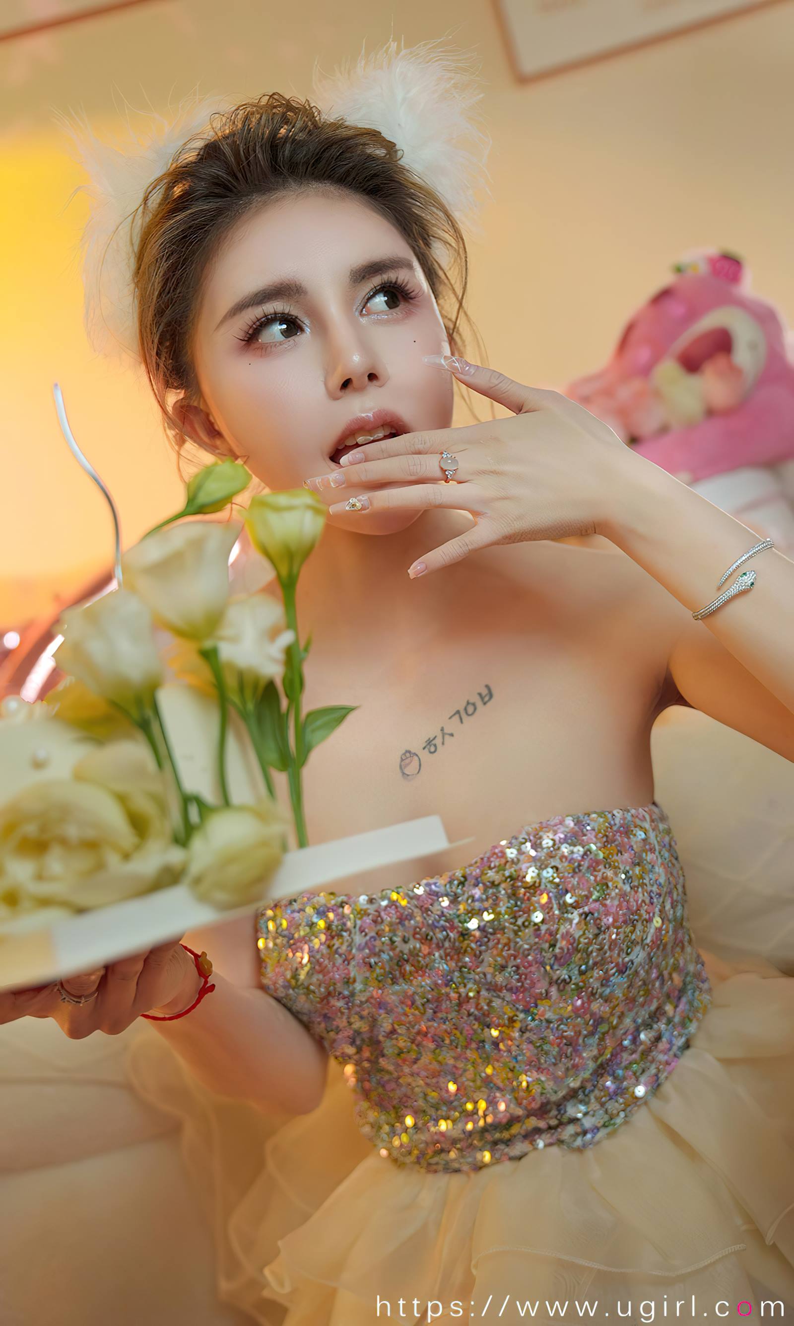 [爱尤物]2024 NO.2772 爱是欢喜 美幸baby[35P/82MB]