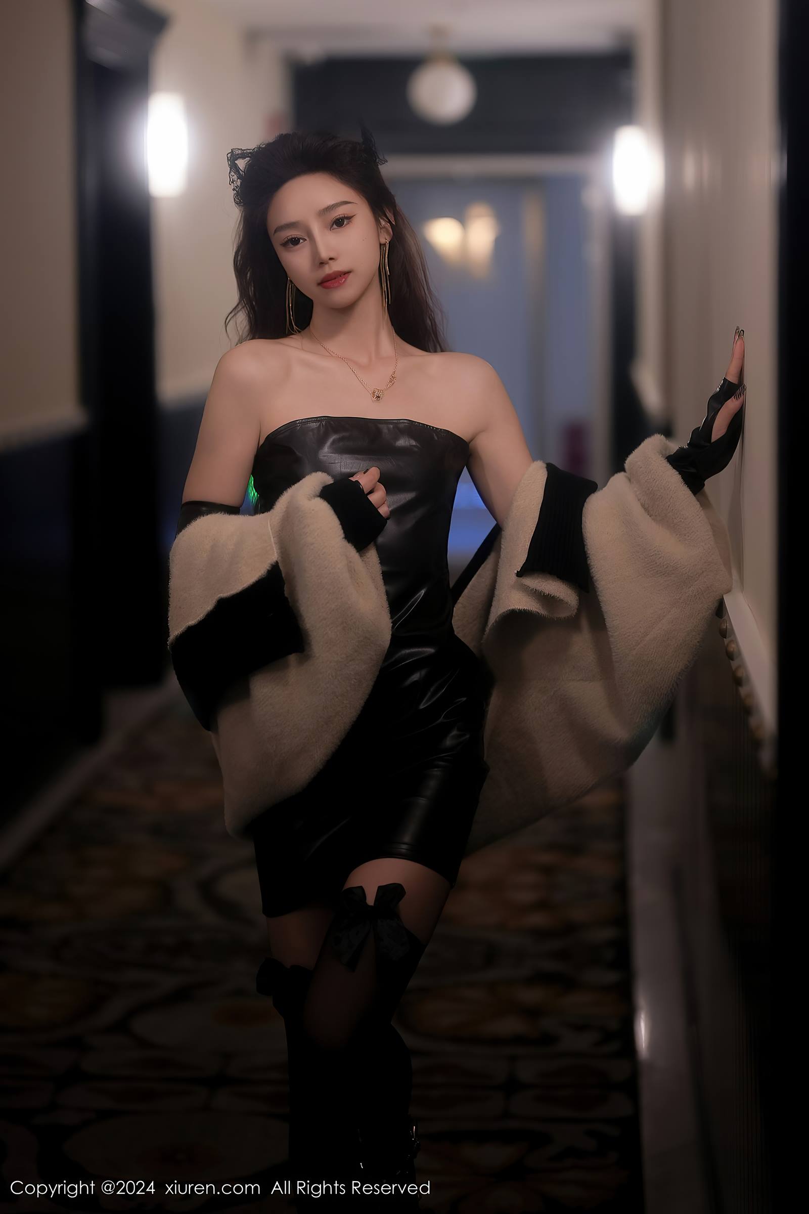 [Xiuren秀人网]2024.02.01 NO.8049 苏曼兮[64+1P/577MB]