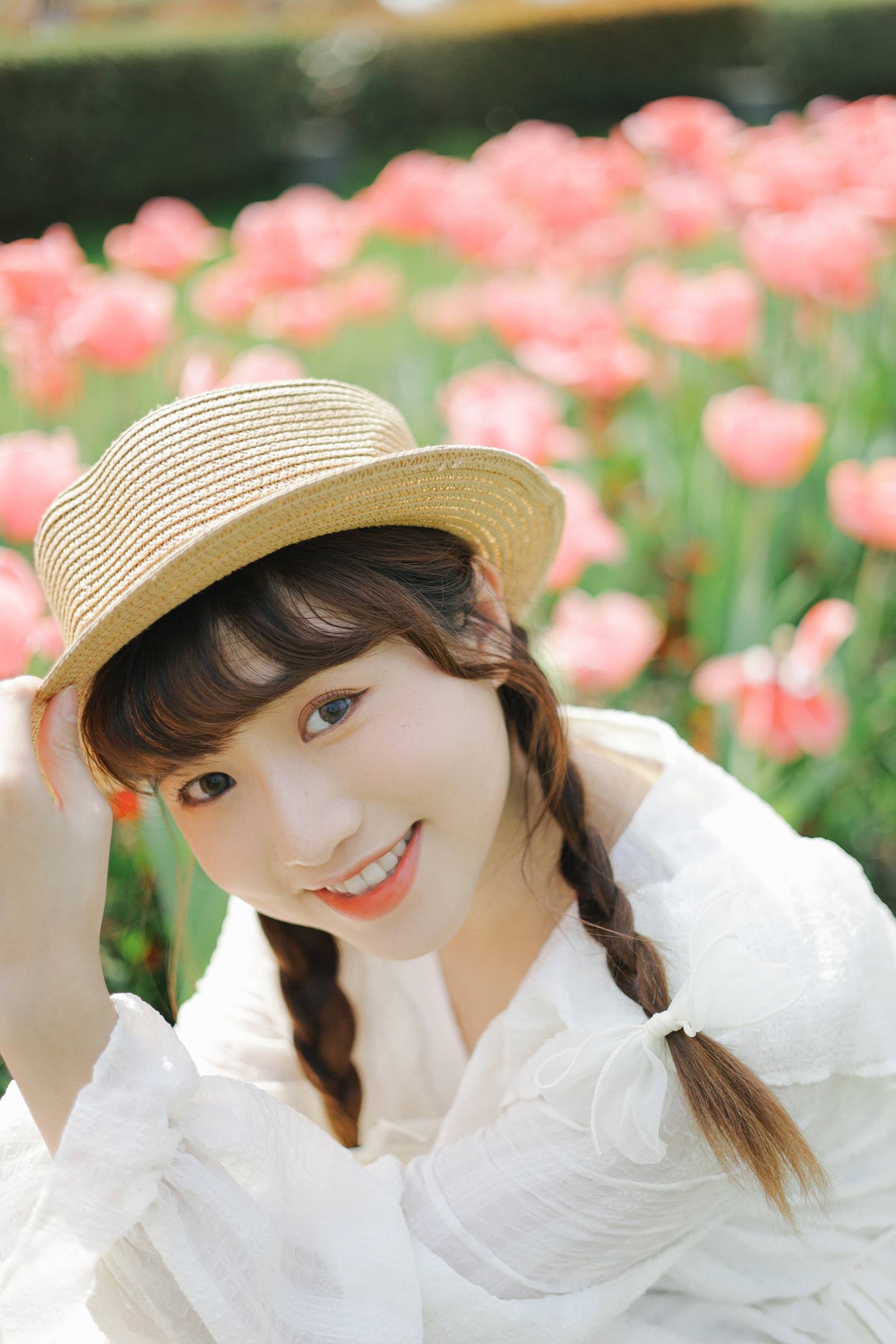[YITUYU艺图语]2022.09.10 郁金香花开 蓝胖子-[27+1P/198MB]