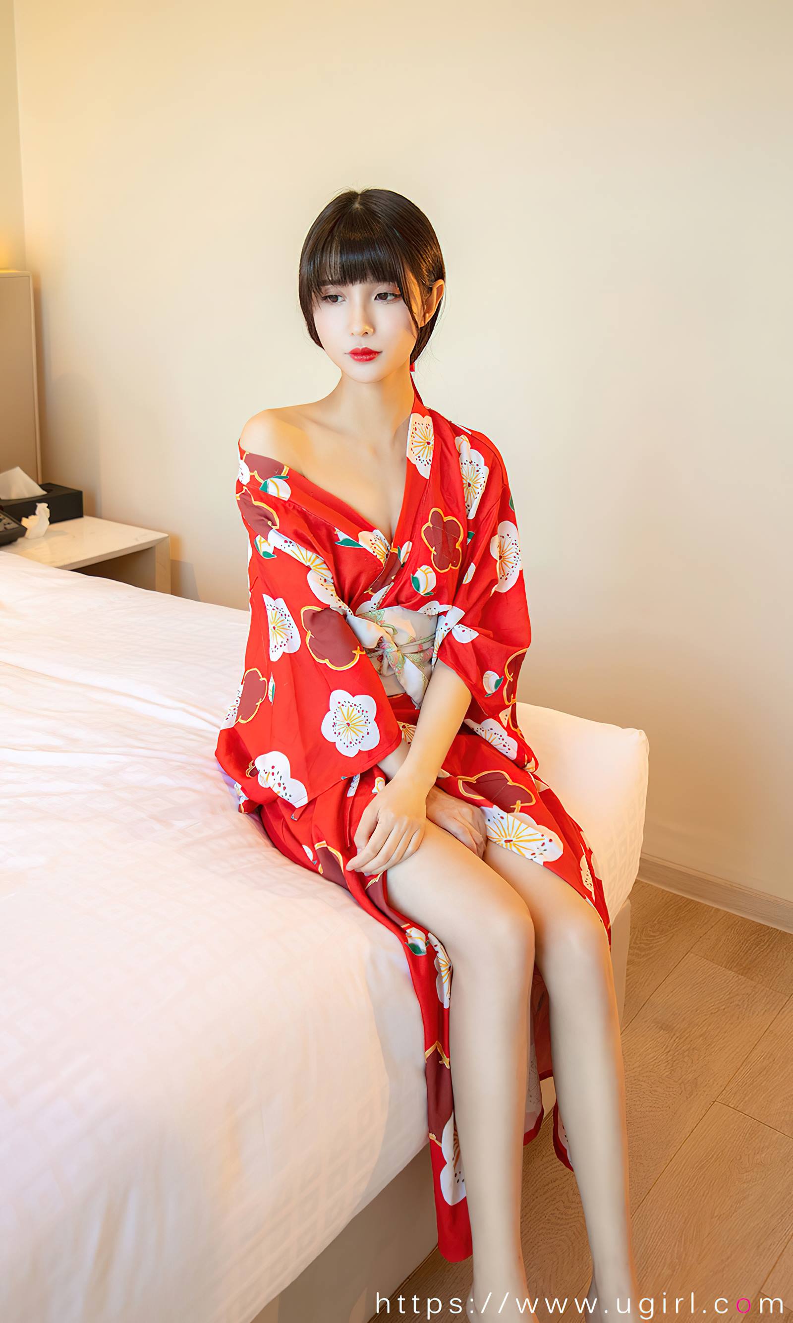 [爱尤物]2024 NO.2775 多情的猫咪 猫猫[35P/85MB]