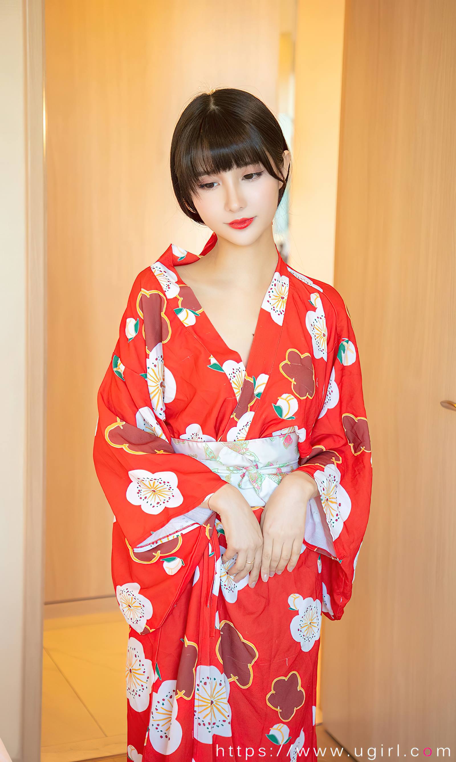 [爱尤物]2024 NO.2775 多情的猫咪 猫猫[35P/85MB]