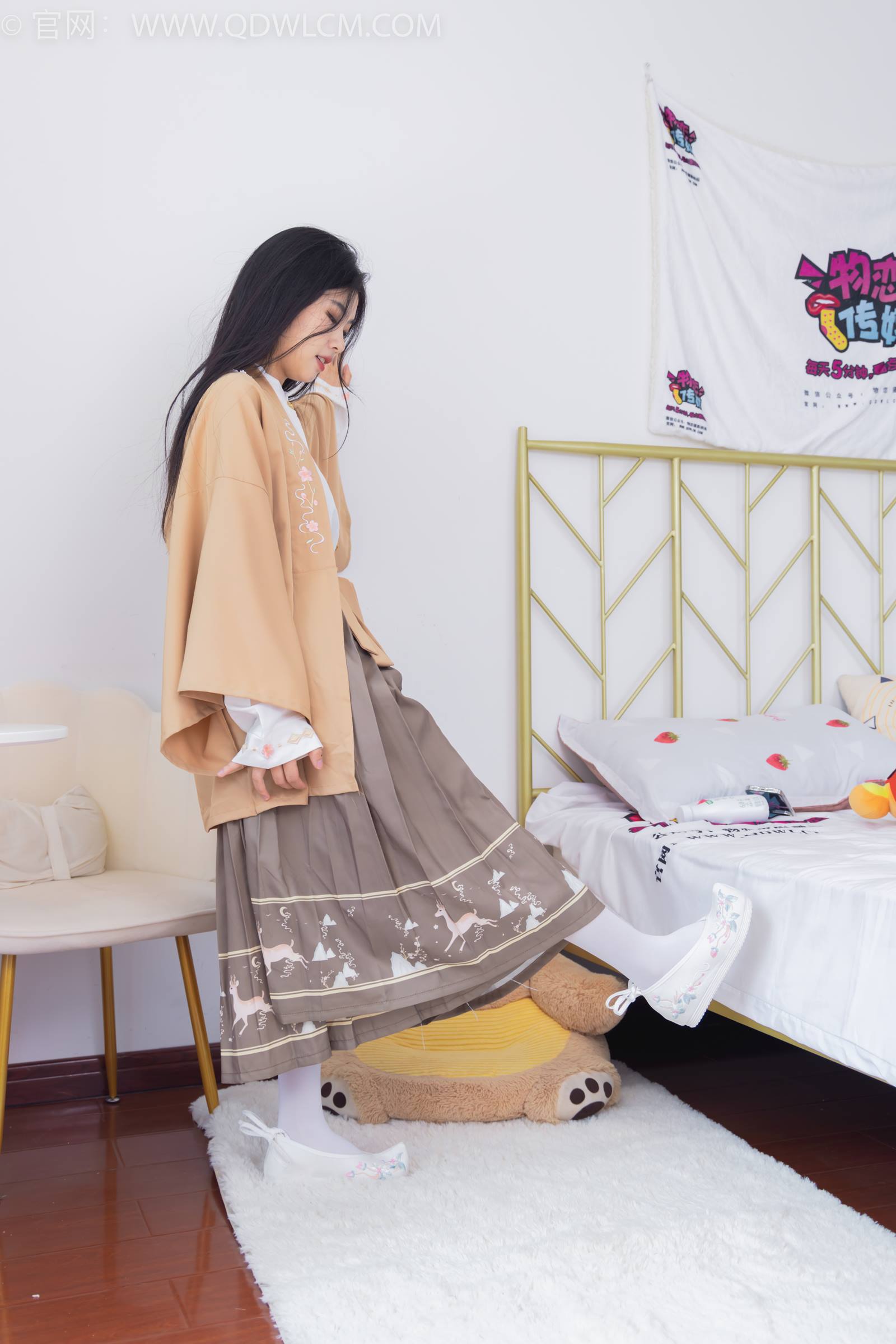 物恋传媒 NO.1849 米米-小家碧玉[150P/1V/2.63GB]