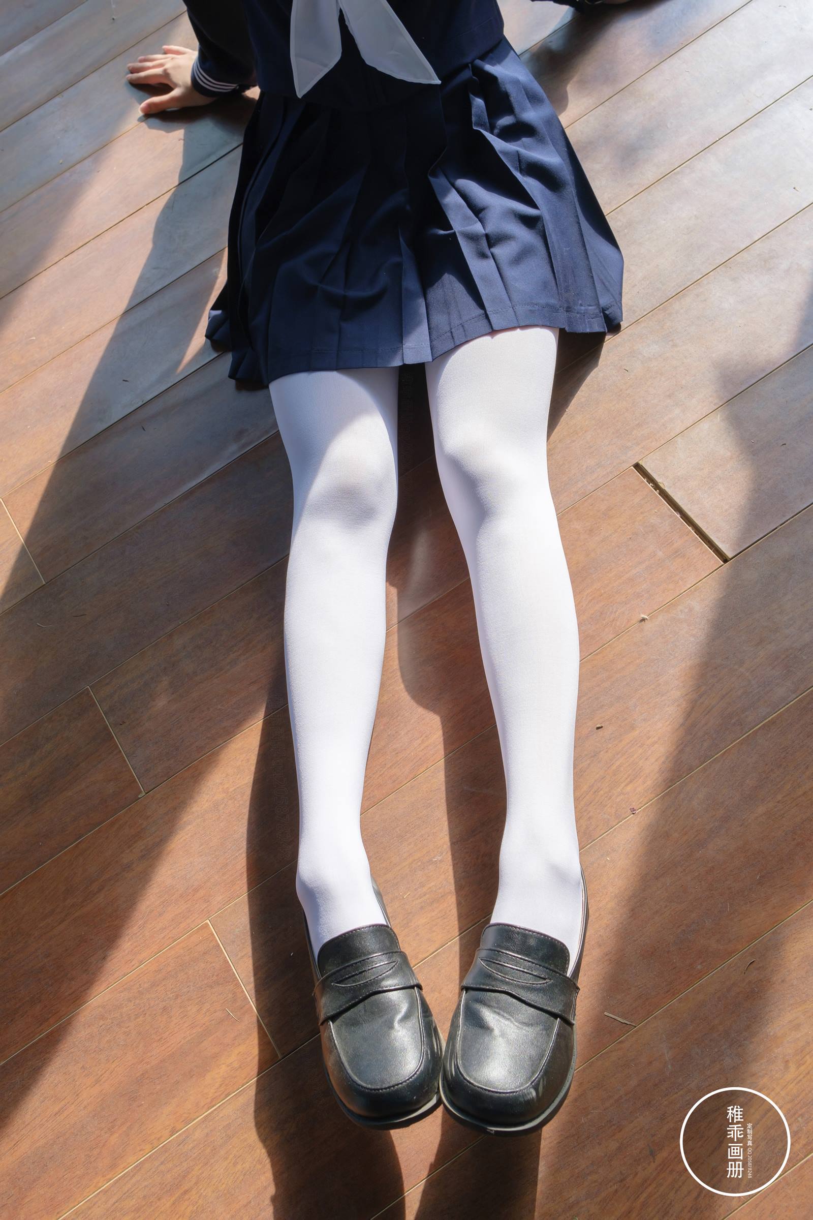 柴系小乖(稚乖画册) - 团子 小木屋[70P/1V/0.98GB]