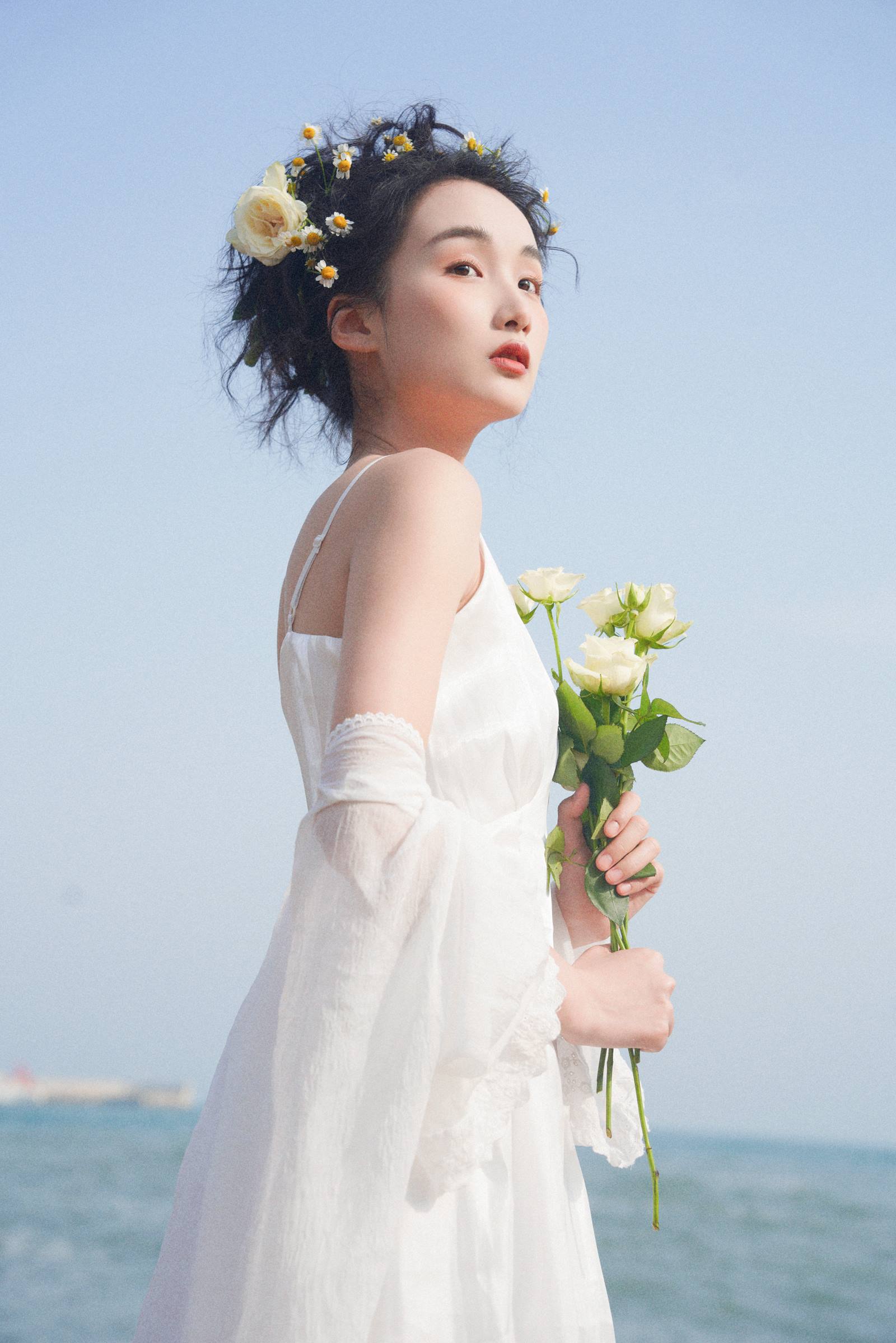 [YITUYU艺图语]2022.09.21 花见海 馨馨[20+1P/437MB]