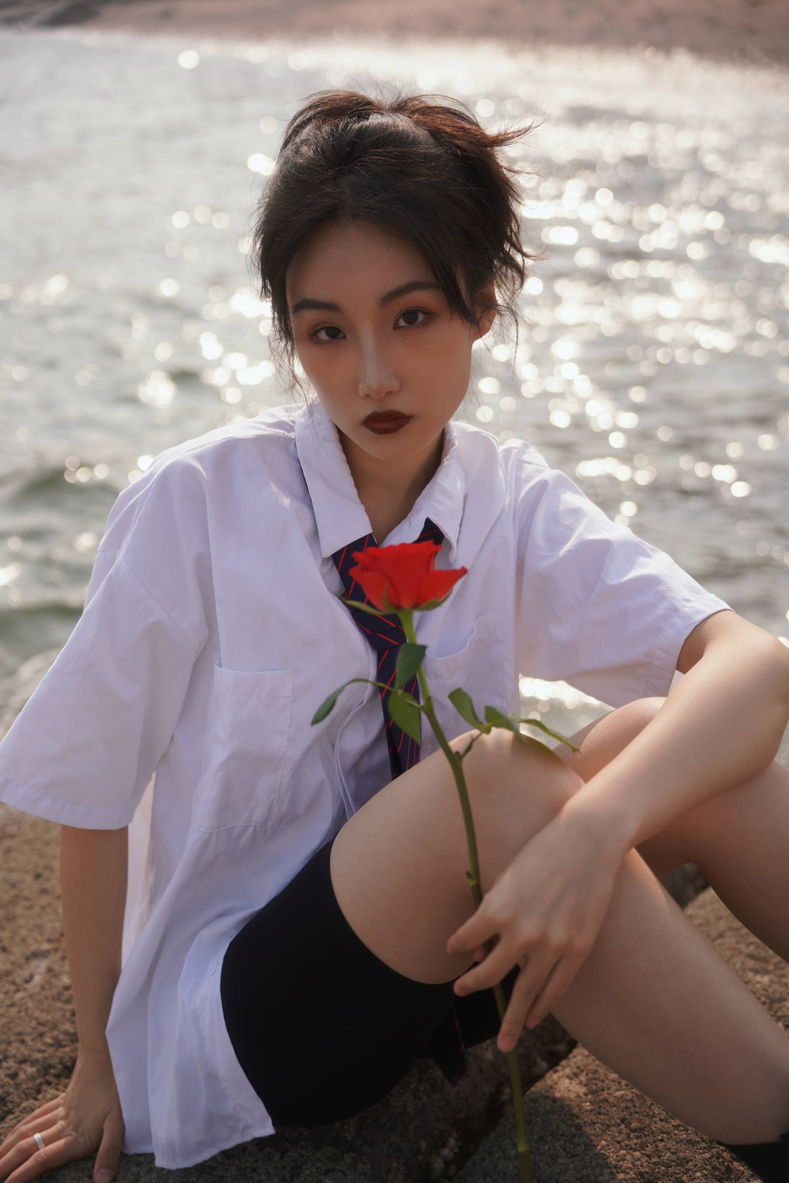 [YITUYU艺图语]2022.09.24 玫瑰的盛夏 馨馨[23+1P/350MB]