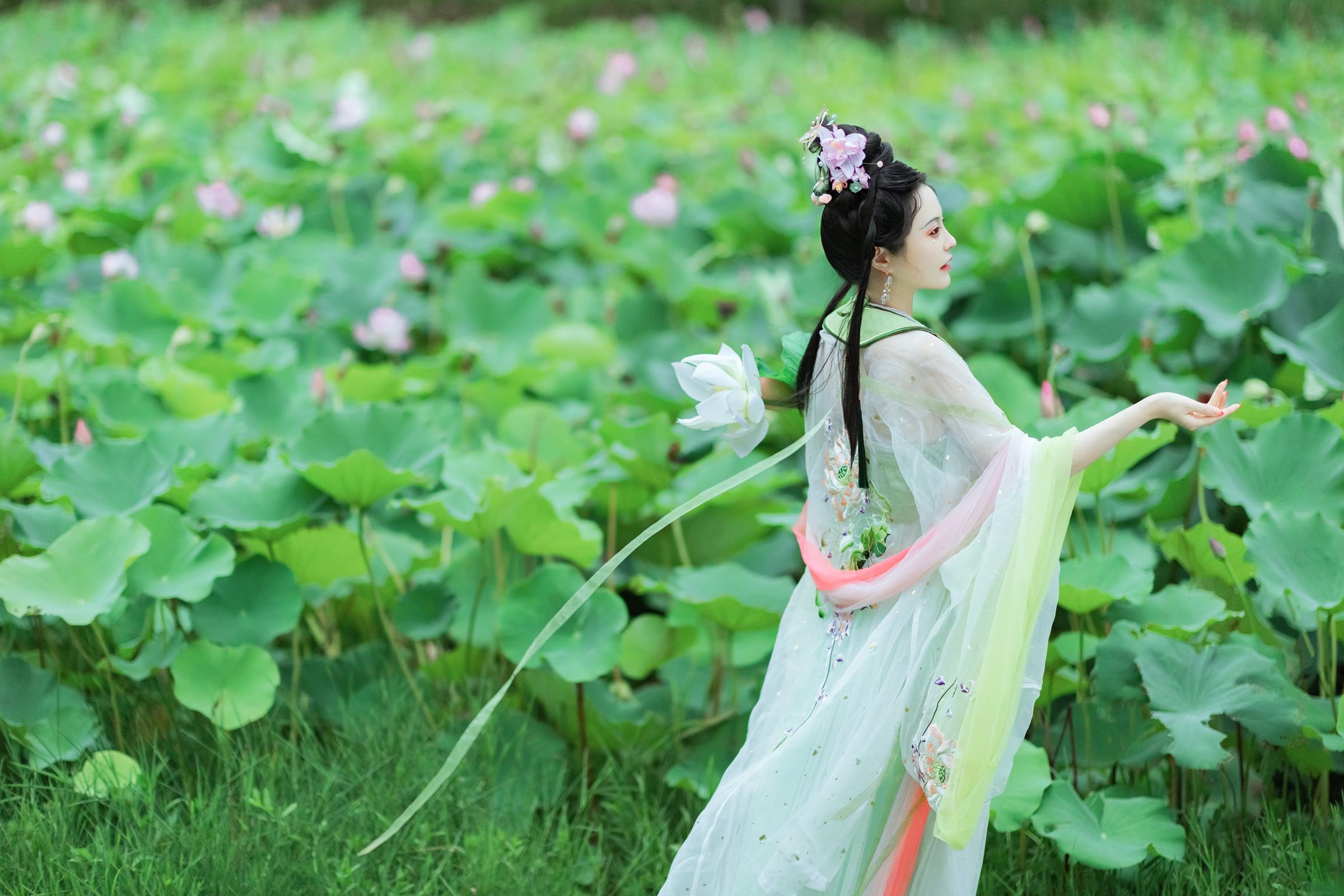 [YITUYU艺图语]2022.09.22 采莲曲 璐璐haley[26+1P/283MB]