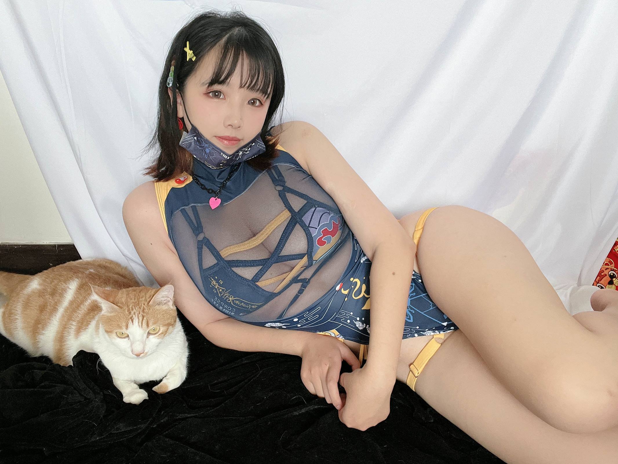 阿半今天很开心  爱发电 喜多川[106P/501MB]