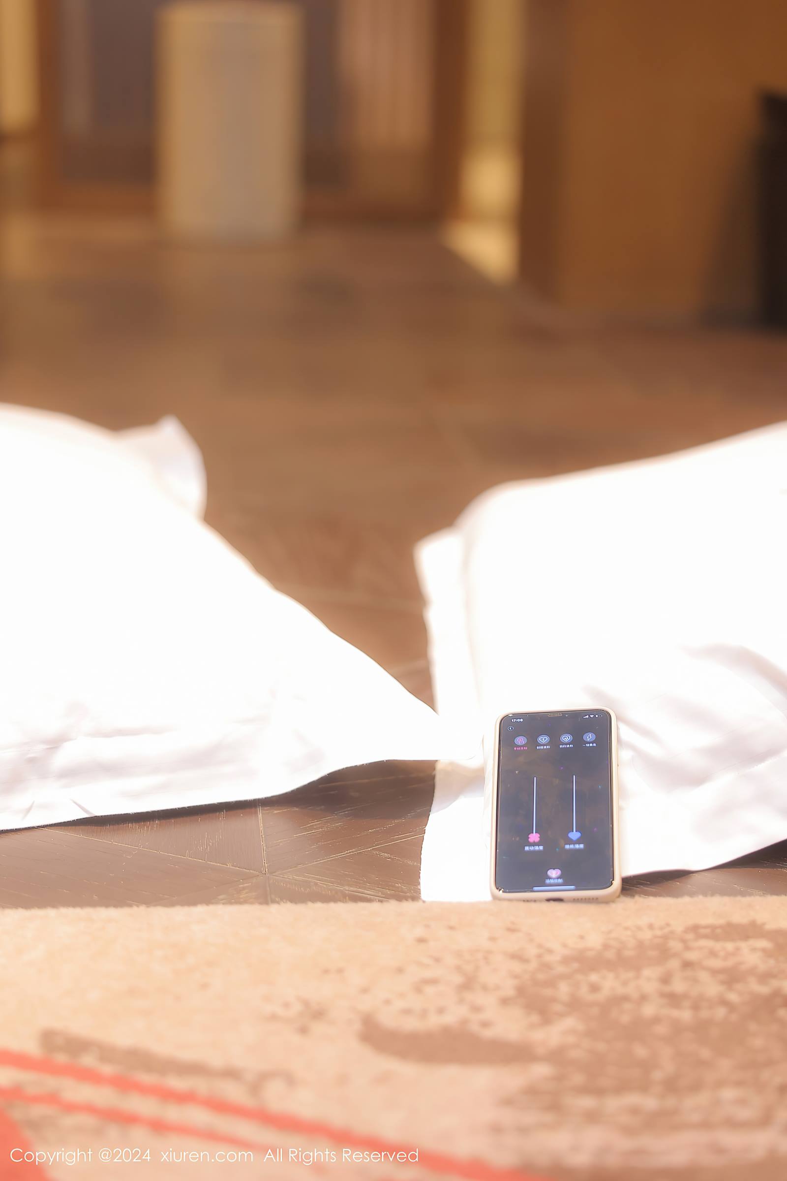 [Xiuren秀人网]2024.02.21 NO.8119 小泡芙winna[80+1P/676MB]