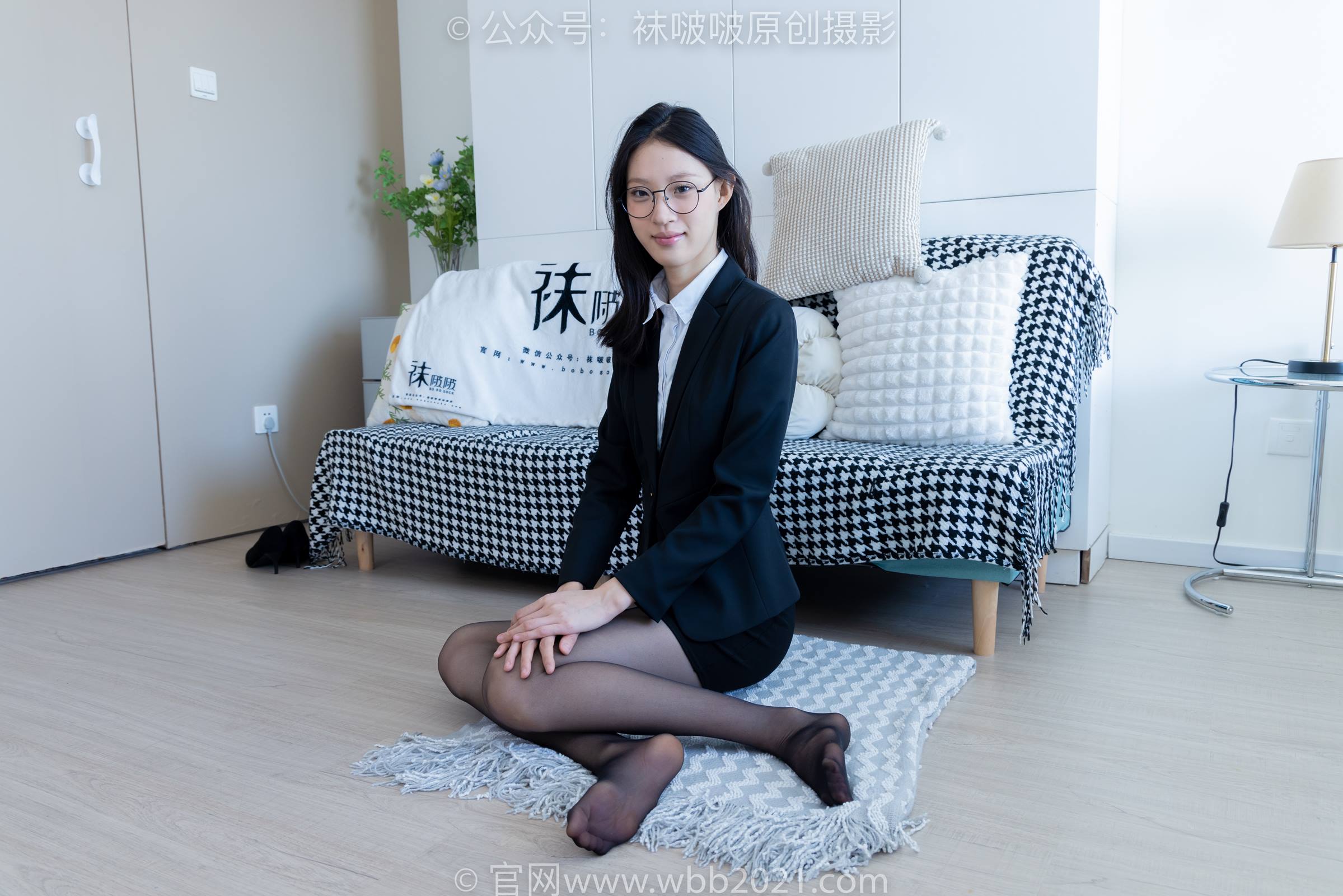 [BoBoSocks袜啵啵]NO.327 雪糕-高跟鞋、黑丝、ol风[140P/1V/5.97GB]