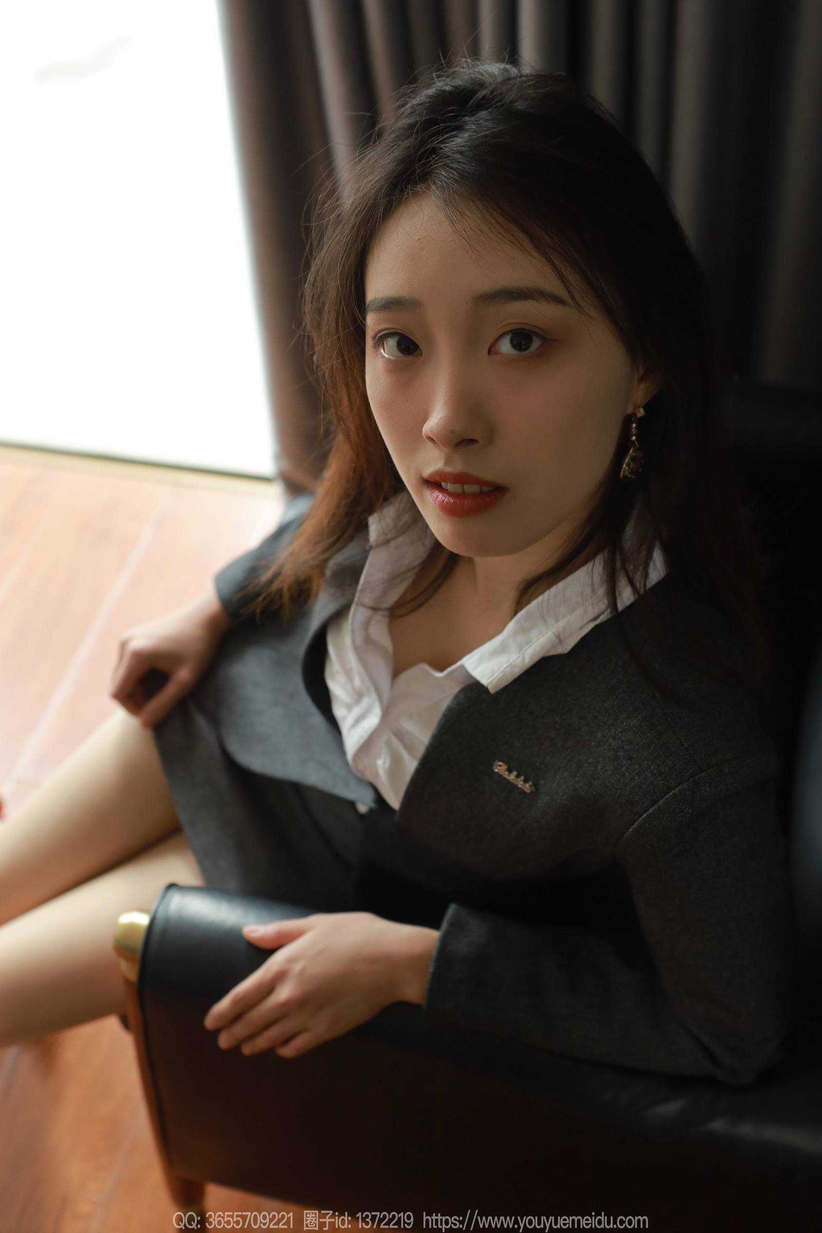 [IESS异思趣向] 2024.01.11 丝享家1635：小九《OL制服（下）》[72P/70MB]