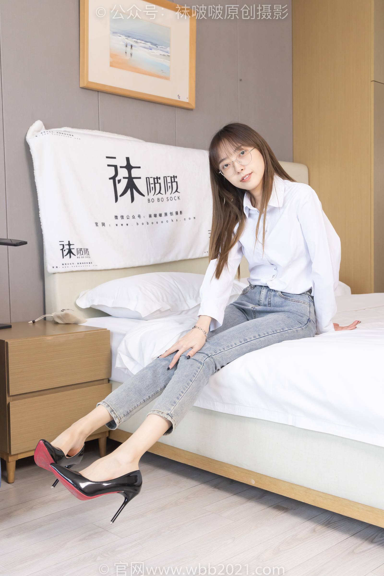 [BoBoSocks袜啵啵]NO.337 稚予-高跟鞋、高跟凉鞋、黑丝、裤里丝、裸足[200P/1V/7.95GB]