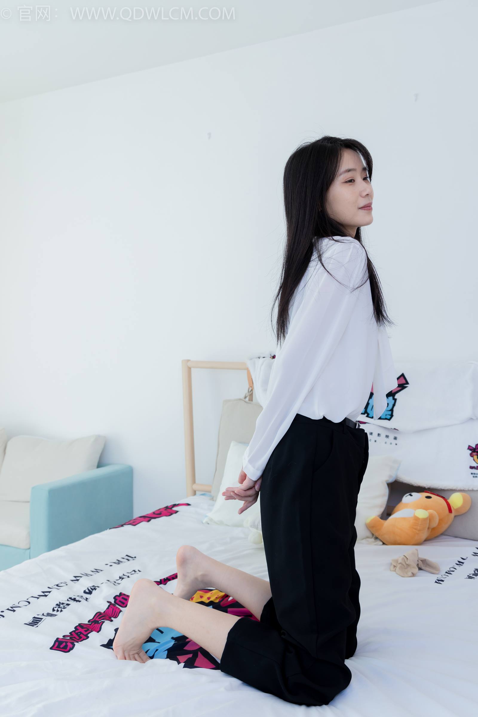 物恋传媒 NO.1856 菜菜-万物复苏[170P/1V/4.24GB]