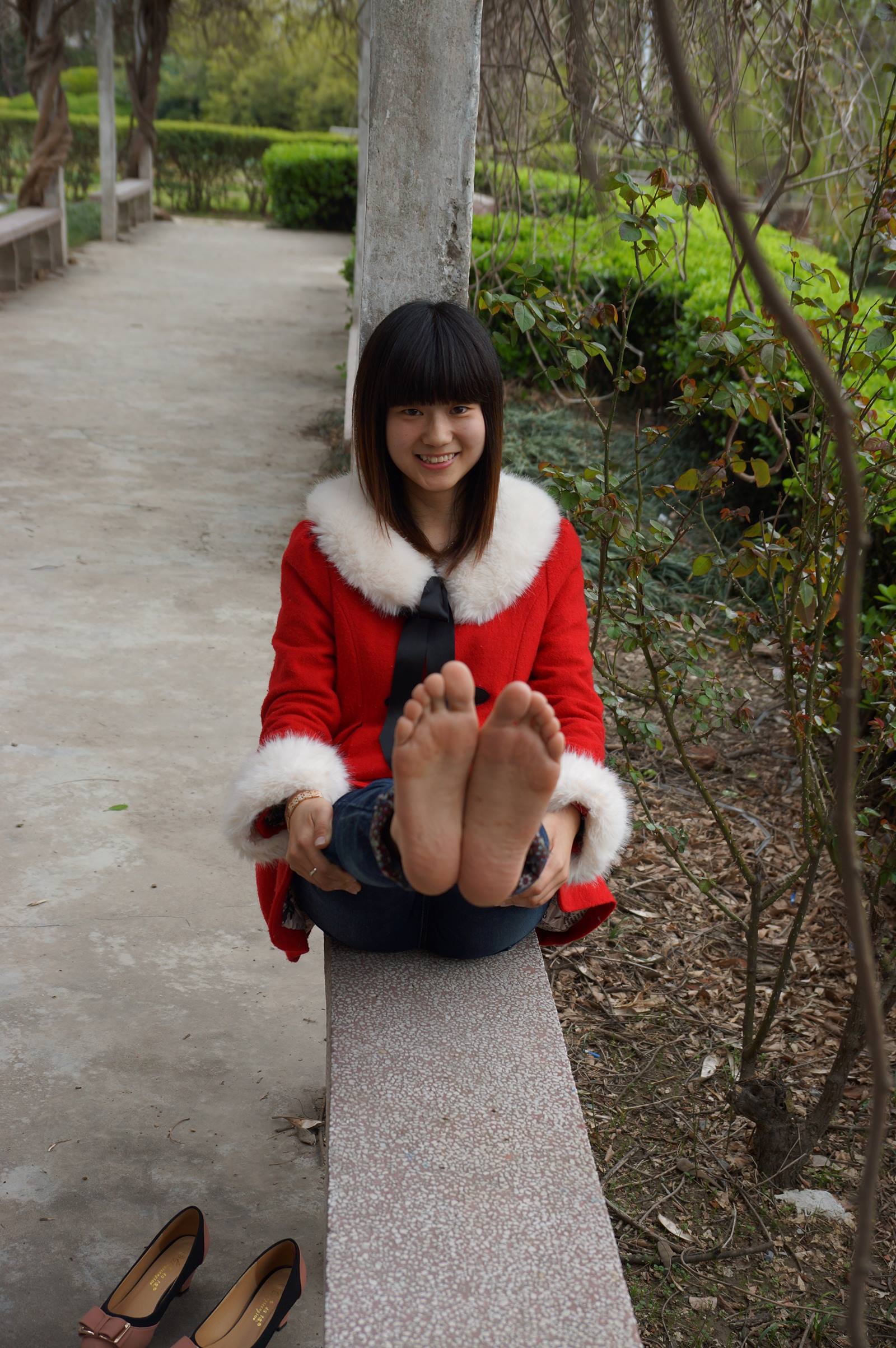 自由摄影 No.055 超细长39码精致女 小蒋 [53P/85MB]