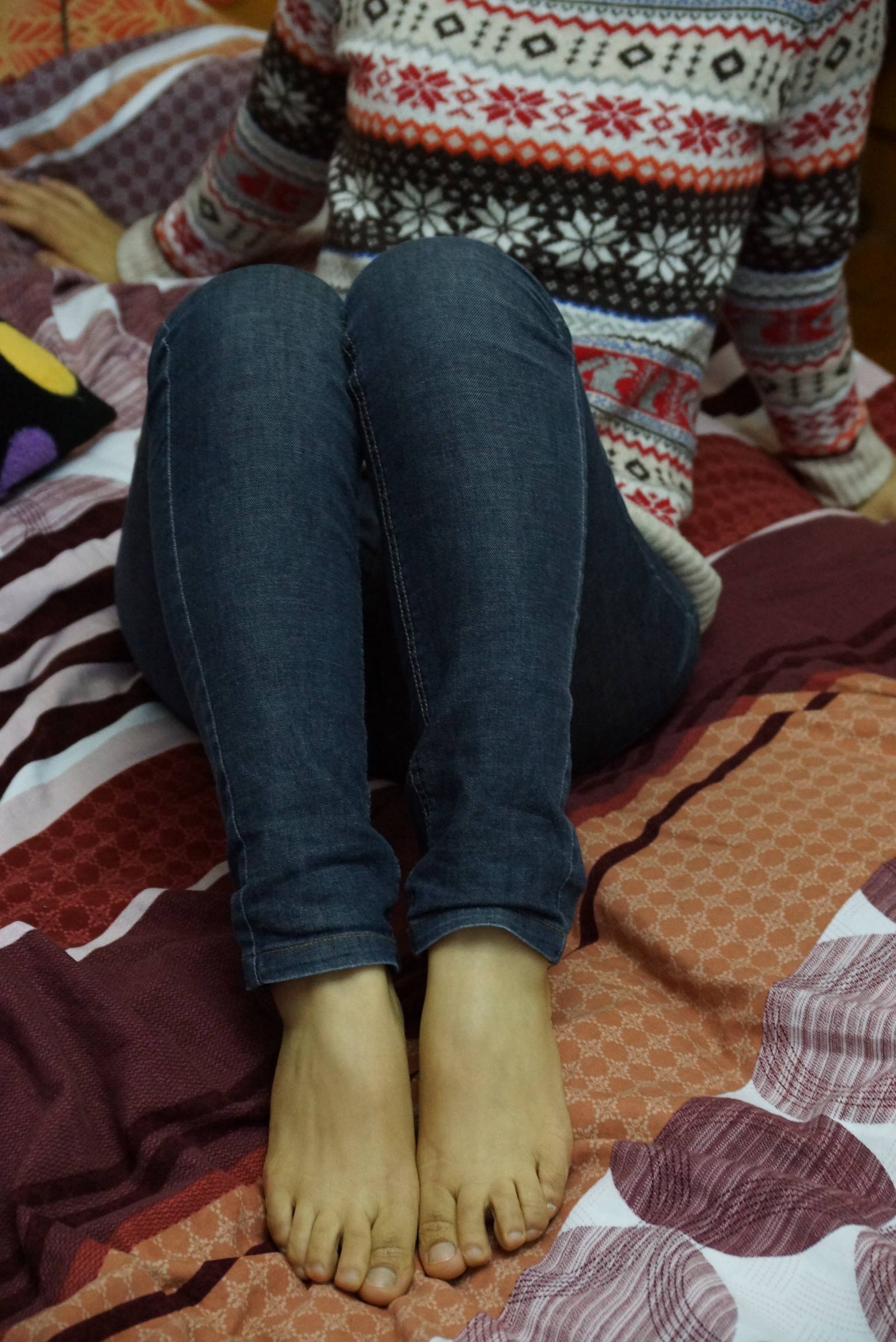 自由摄影 No.058 走了一天路 爱足MM认真的呵护着自己的每足 [45P/76MB]