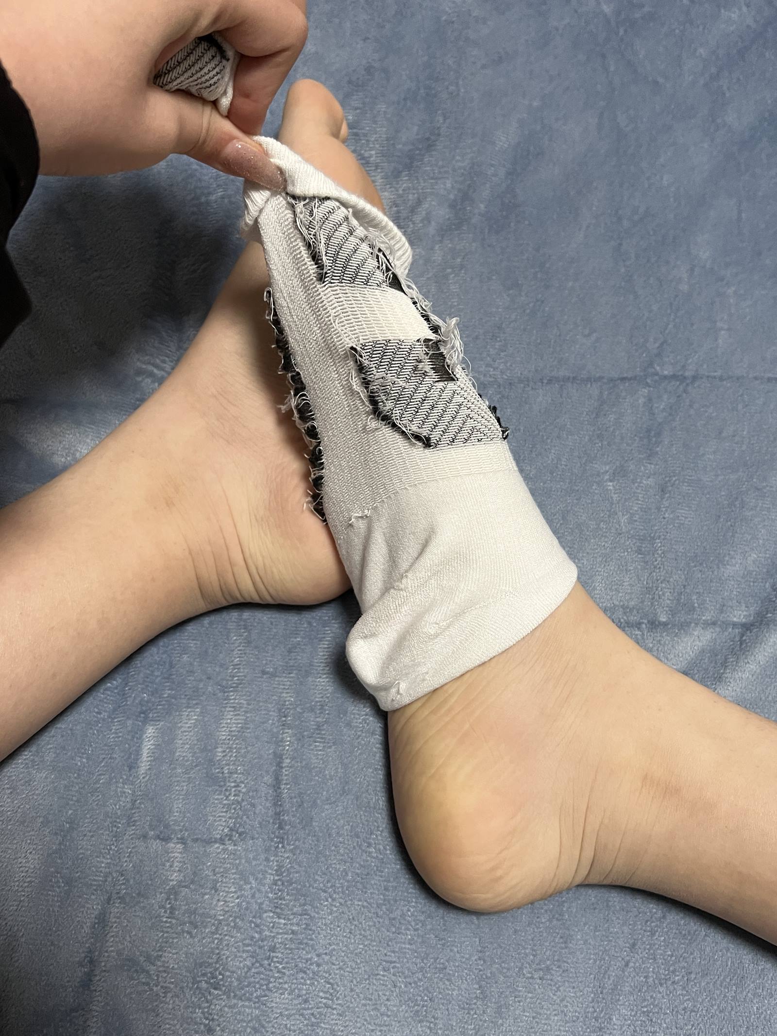 誉铭摄影《2023.4月份整合作品》[130P/8V/1.00G]