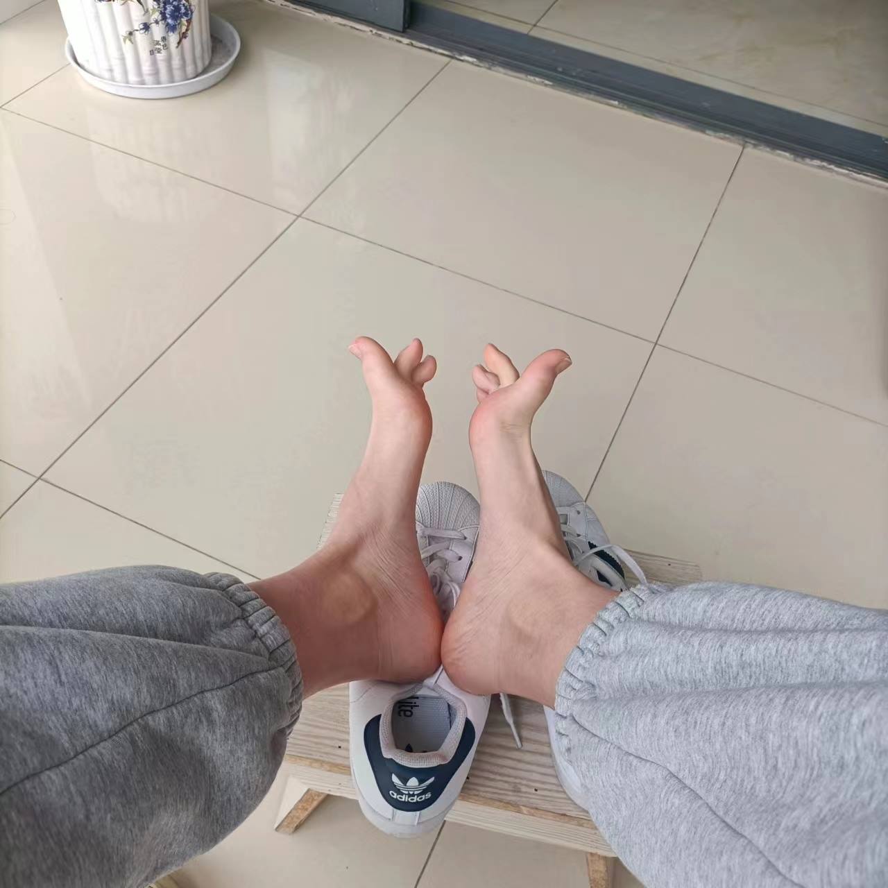 誉铭摄影《2023.5月份整合作品》[110P/6V/1.94G]