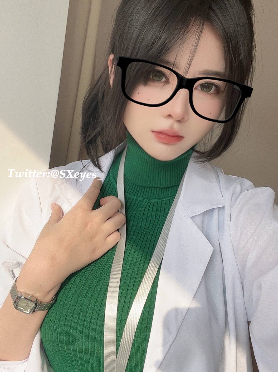 眼酱大魔王w - 2022年11月fantia会员合集[41P/3V/213MB]