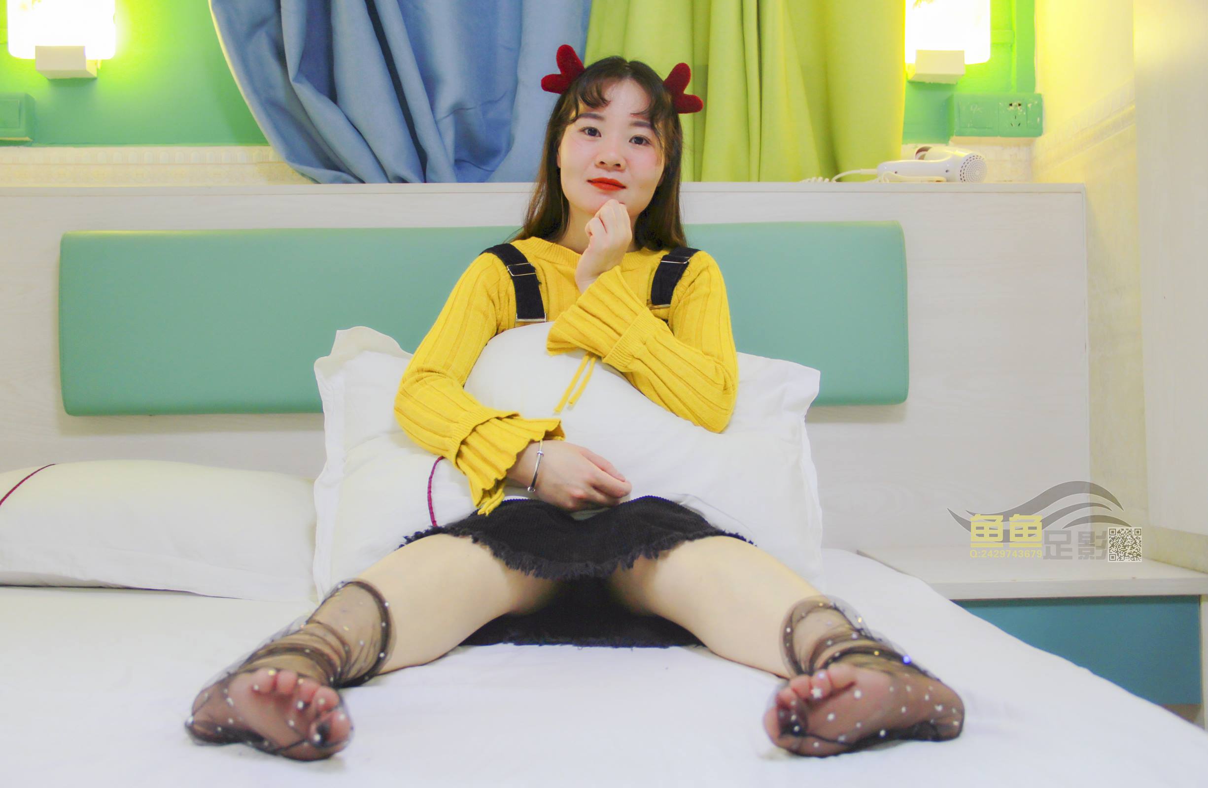 鱼鱼足影@046-第46期：莉莉[27P/63MB]