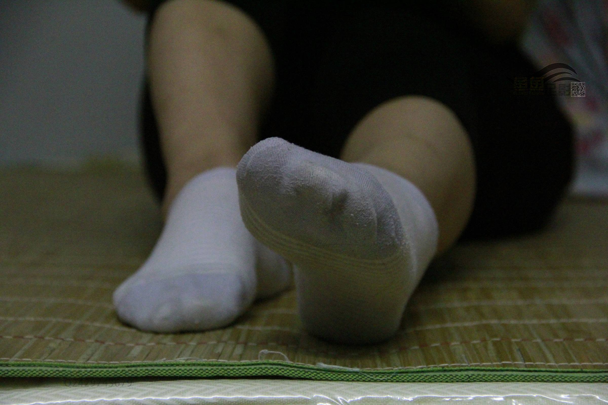 鱼鱼足影@044-第44期：小静[93P/316MB]