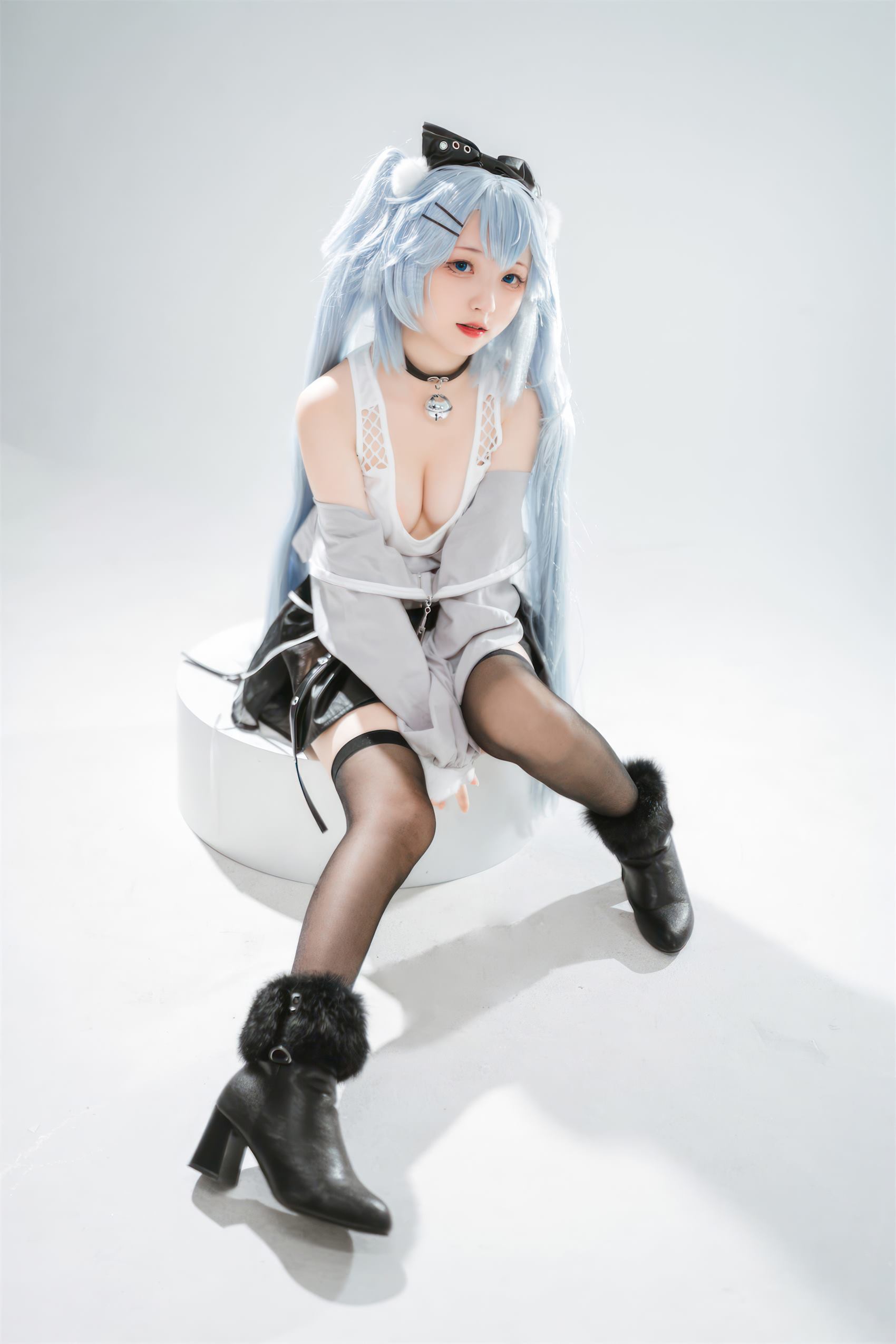 花铃 - 芙洛伦 药心巧克力[84P/451MB]