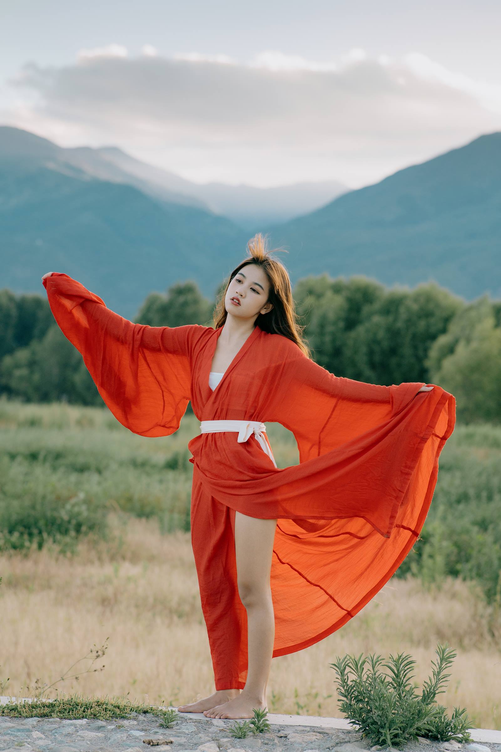 [YITUYU艺图语]2022.10.12 心尖一点红 落痣_[45+1P/952MB]