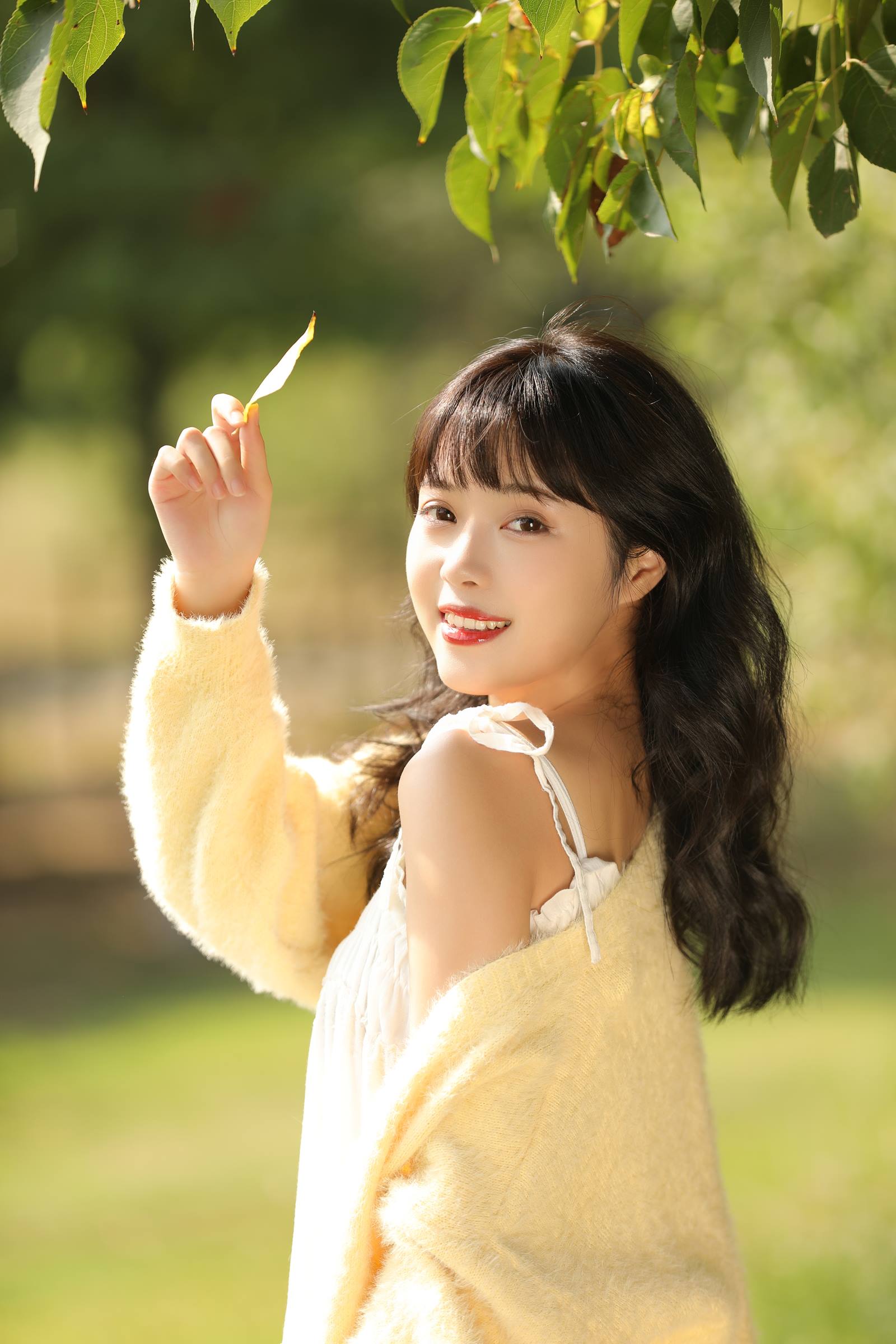 [YITUYU艺图语]2022.09.29 甜心泡芙 小薇人儿[41+1P/441MB]