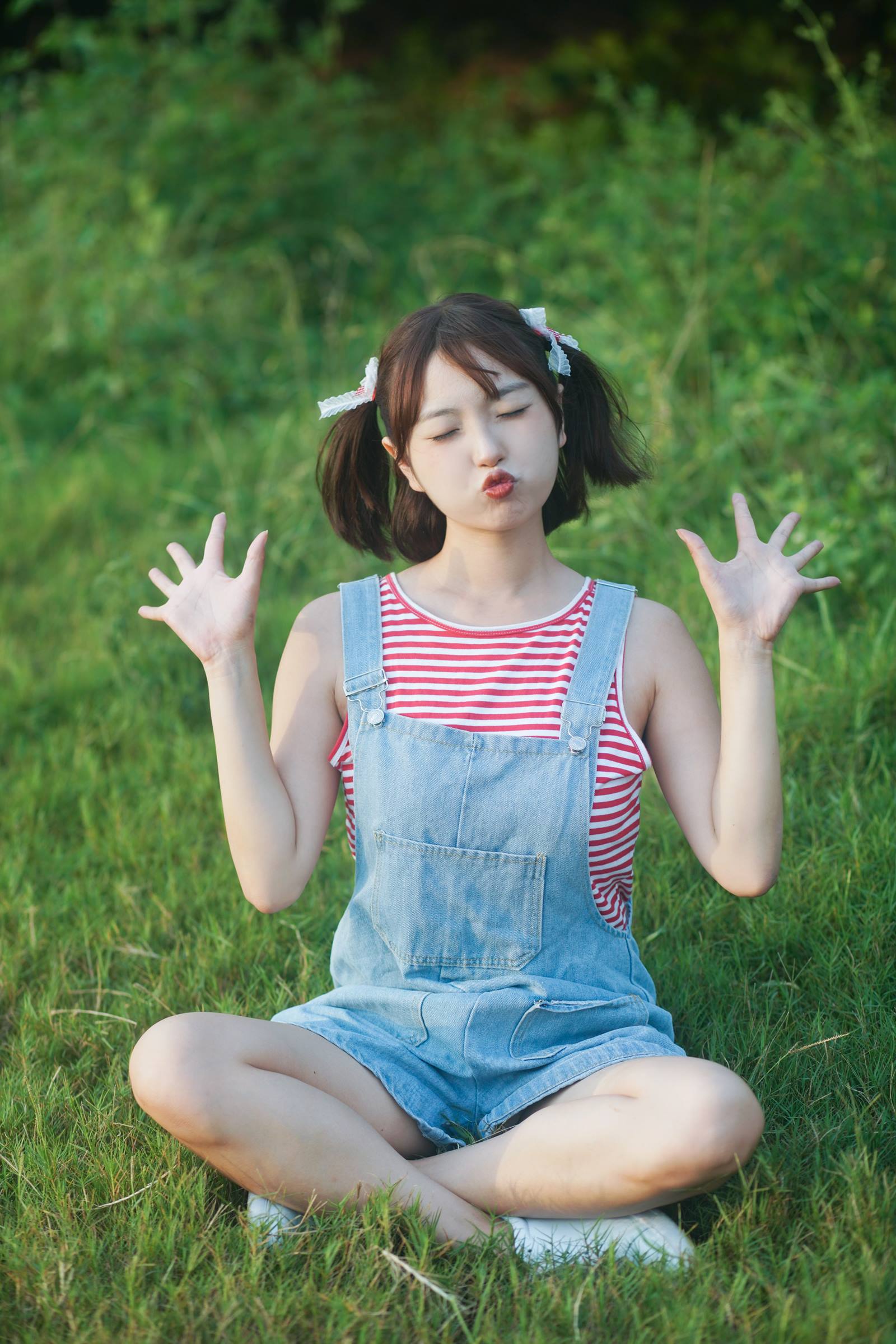 [YITUYU艺图语]2022.10.04 蓝色田园 -炸鸡冰可乐-[22+1P/183MB]