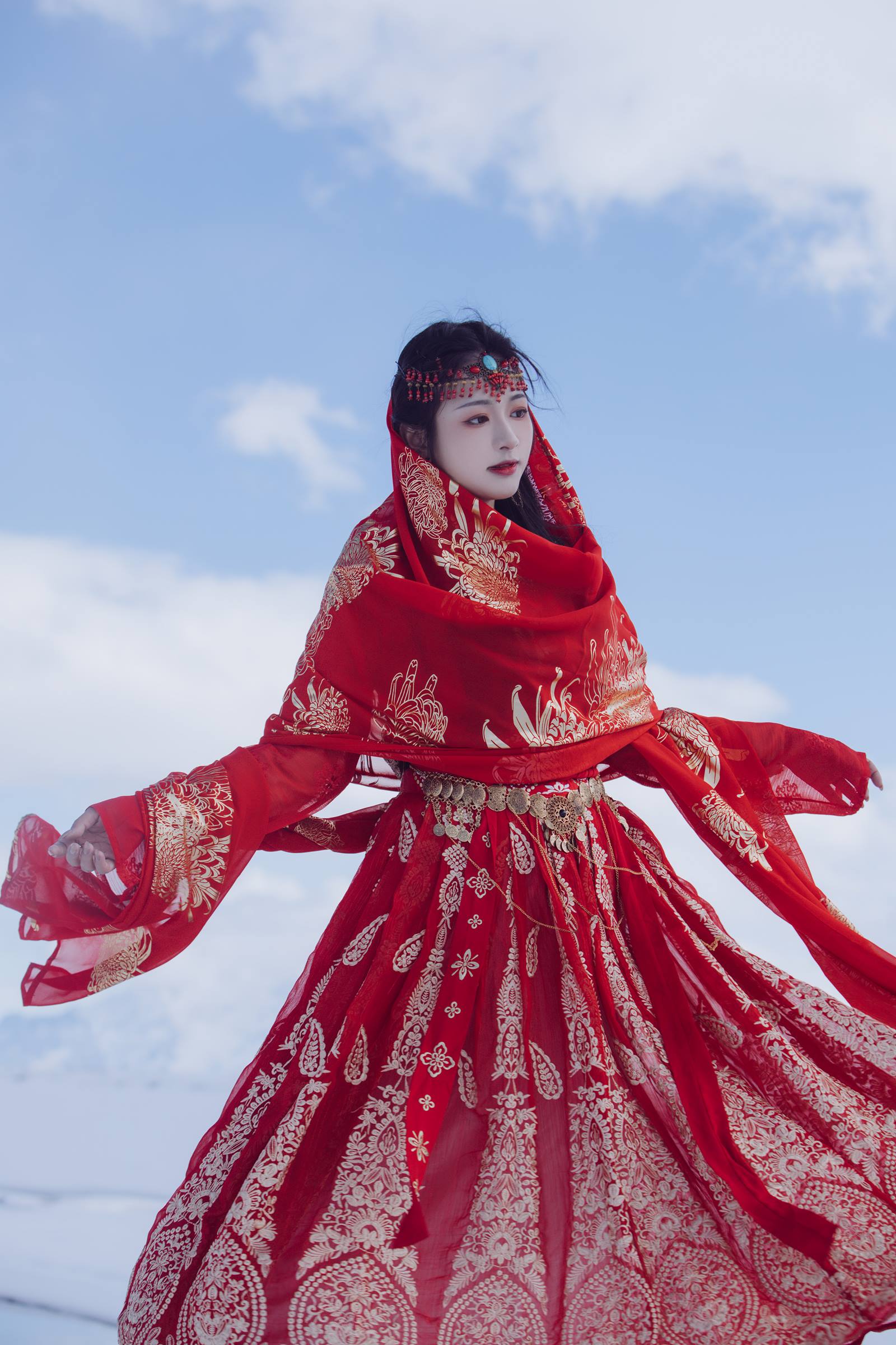 [YITUYU艺图语]2022.09.30 东宫 云兮啦[21+1P/339MB]