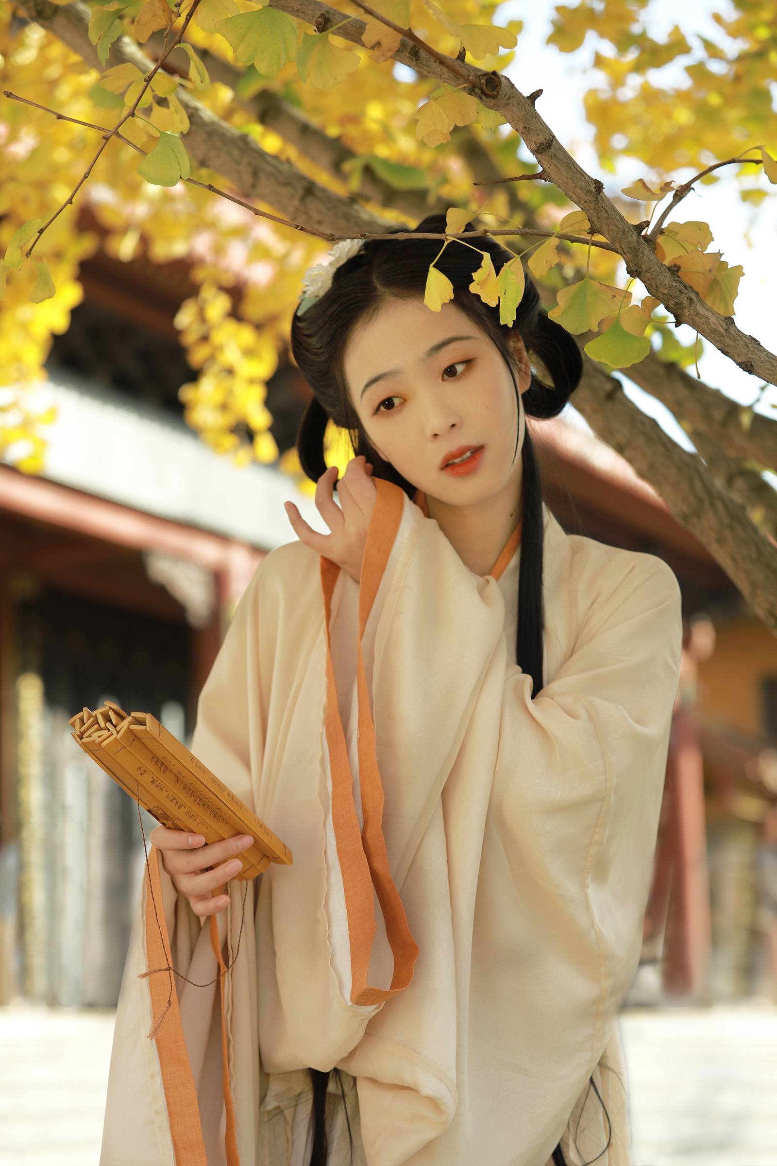 [YITUYU艺图语]2022.09.28 愿得一人心 汪国真潘潘[20+1P/164MB]