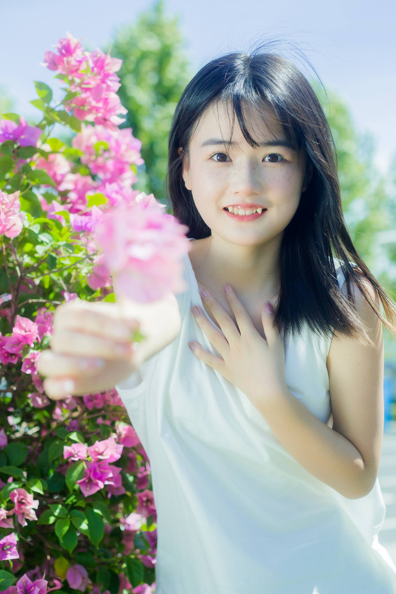 [YITUYU艺图语]2022.09.30 街心三角梅 小怡妹妹cute[33+1P/362MB]