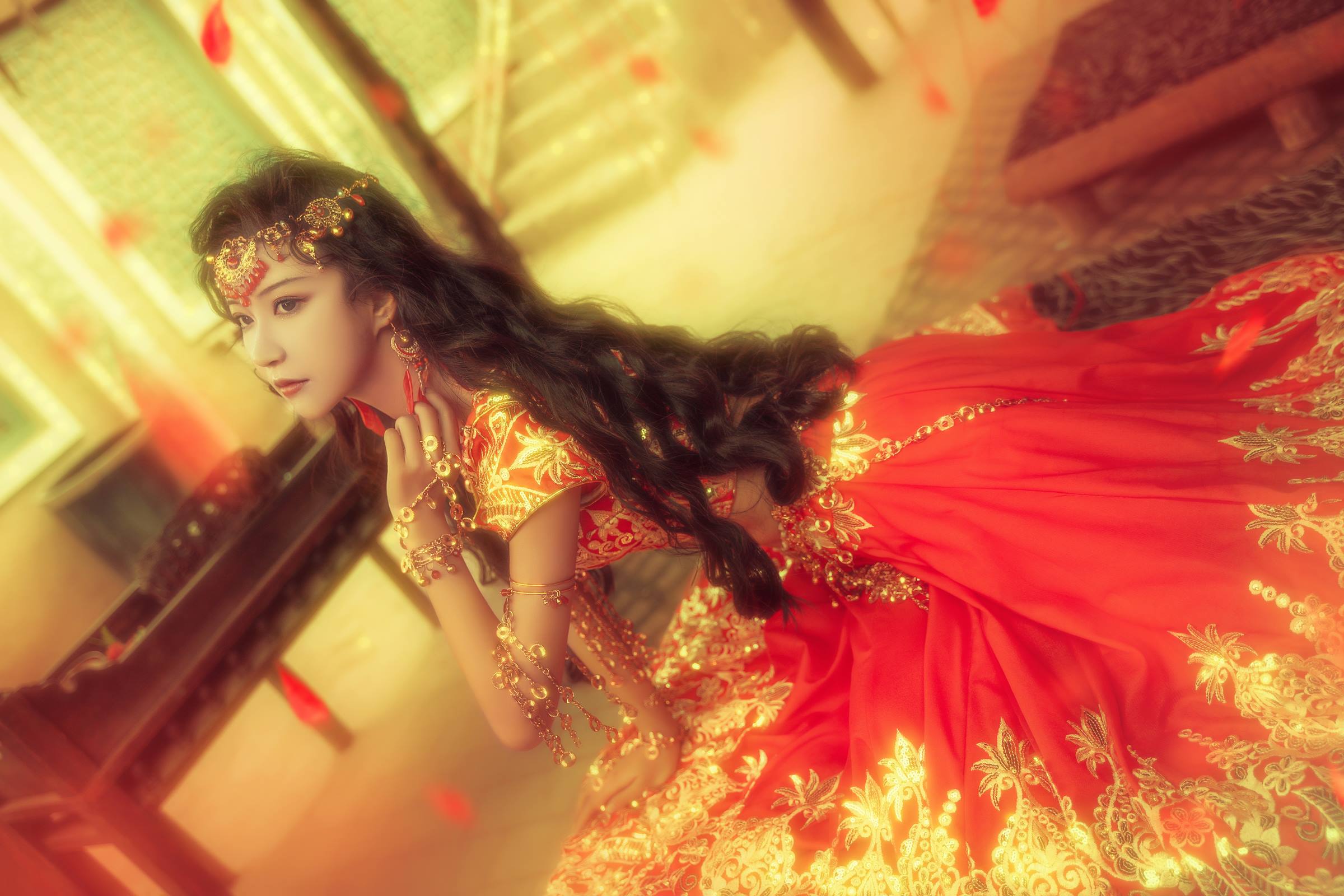 [YITUYU艺图语]2022.10.01 异域舞姬 -绮罗生的小苏苏-[25+1P/226MB]