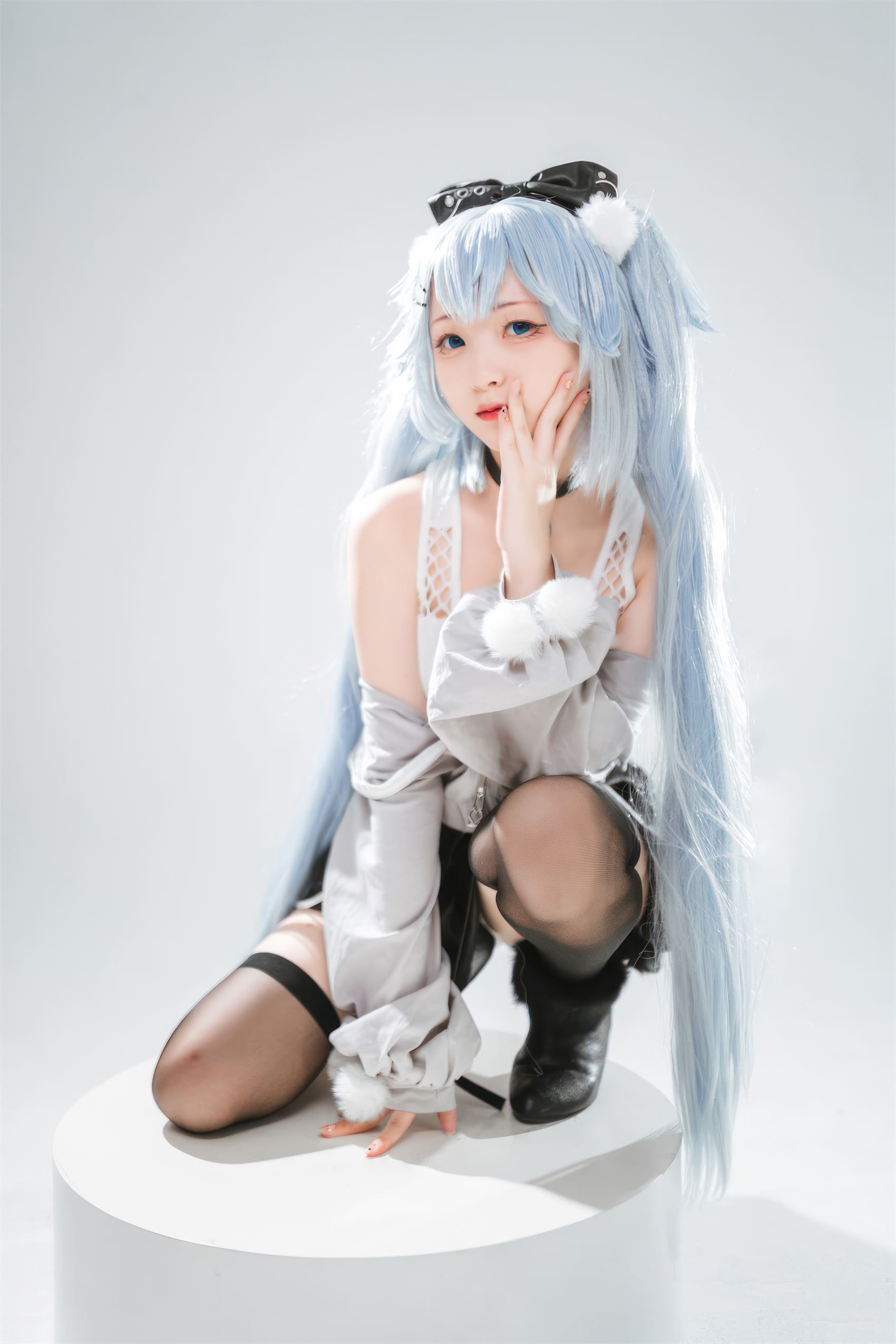 花铃 - 芙洛伦 药心巧克力[84P/451MB]