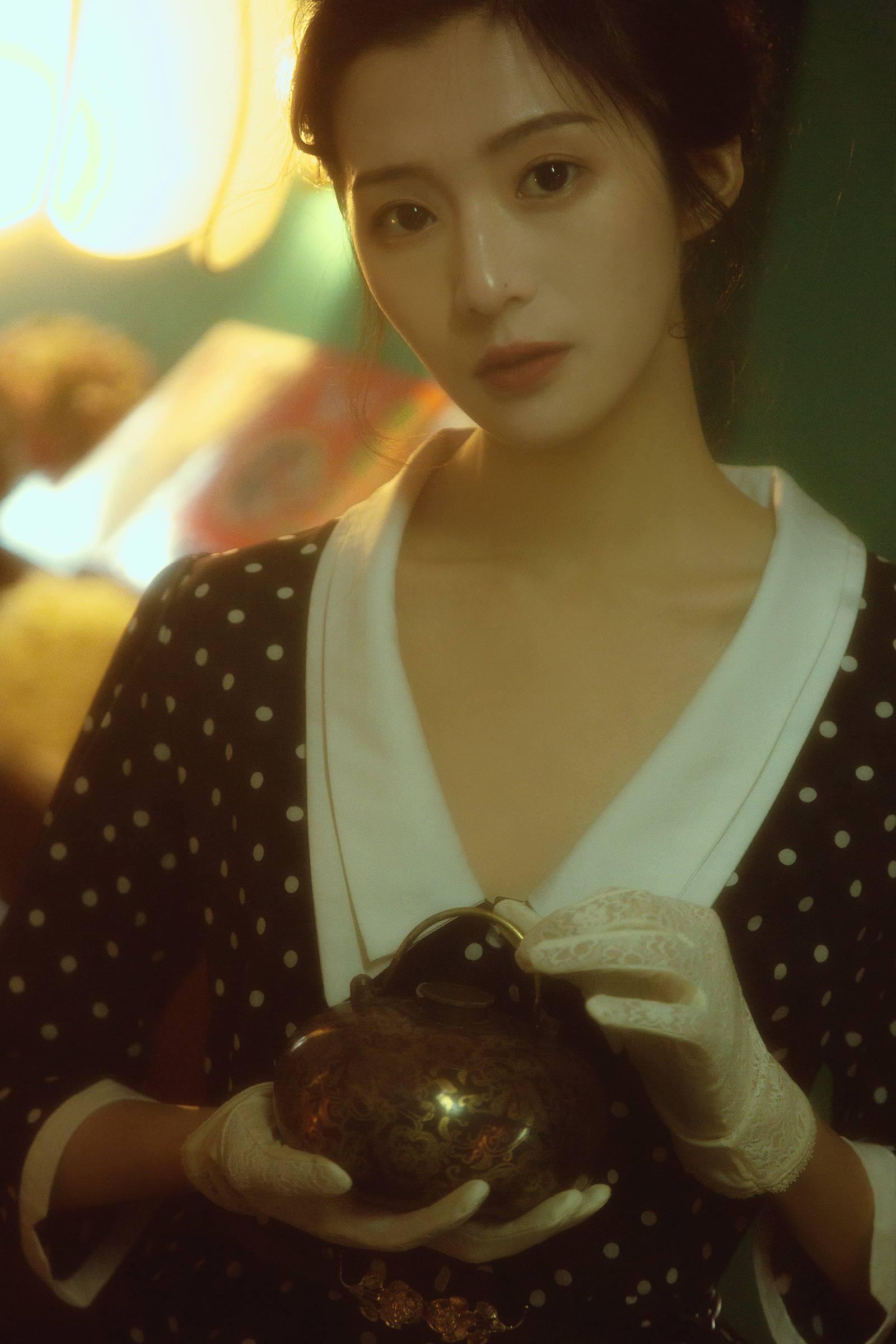 [YITUYU艺图语]2022.10.02 人间，只是抹去了脂粉的脸 梁夹心[19+1P/386MB]