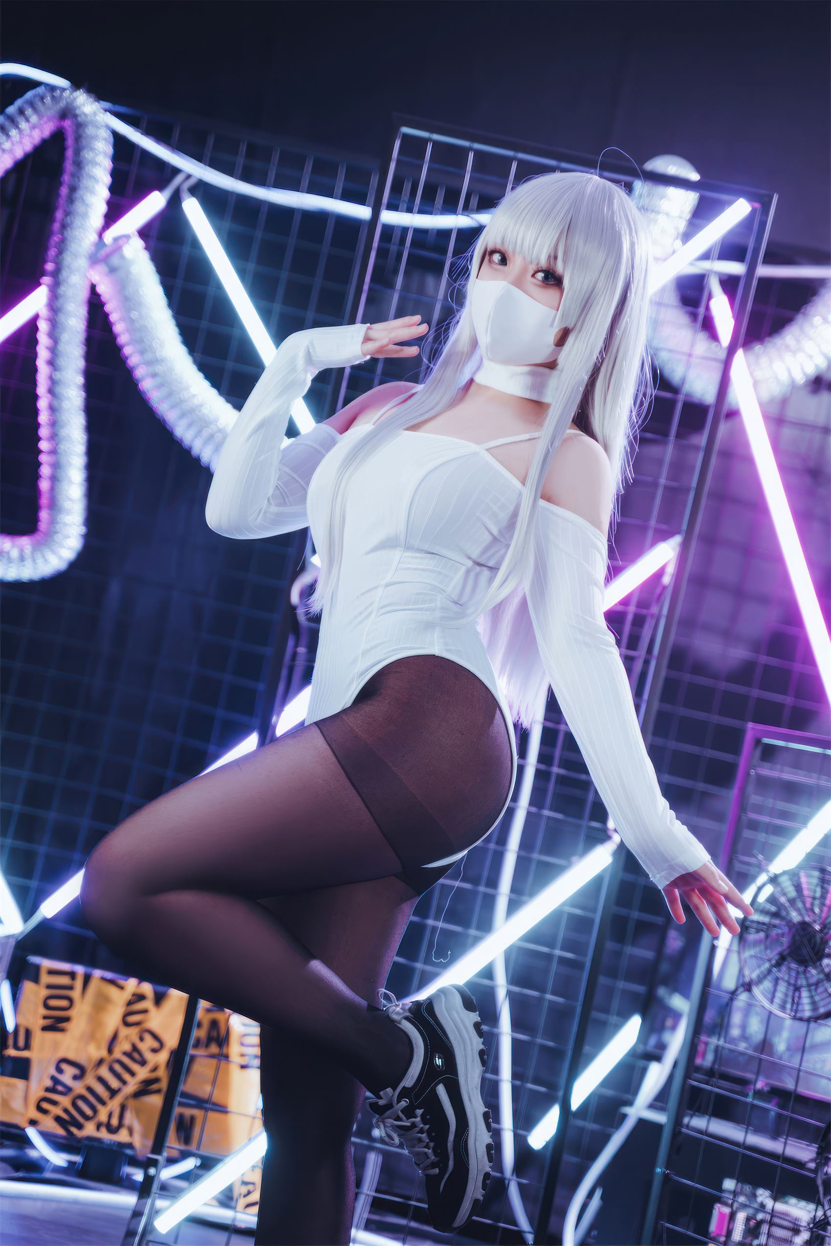 虎森森 - 莺[33P/347MB]