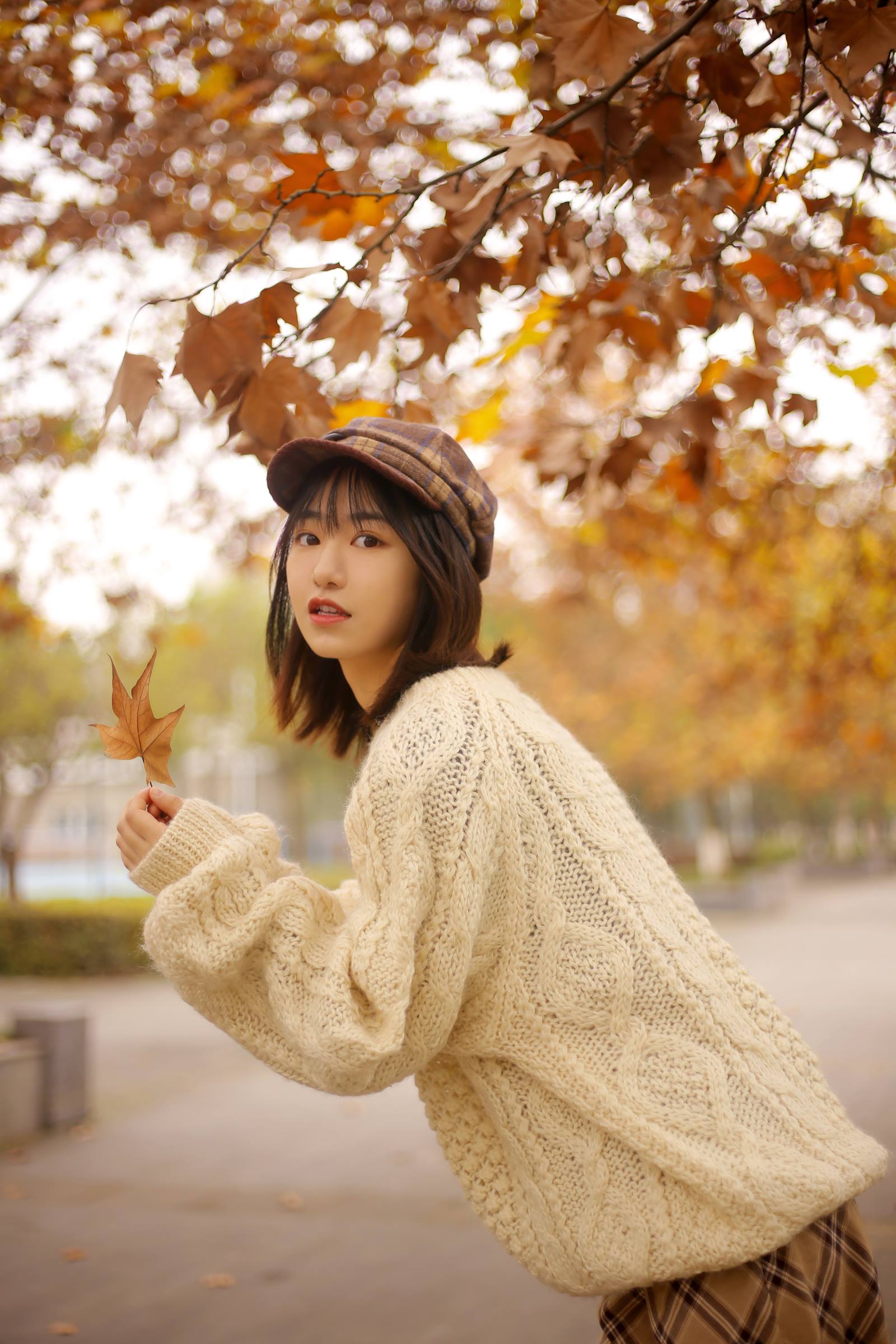 [YITUYU艺图语]2022.10.03 枫叶 panniling[29+1P/346MB]