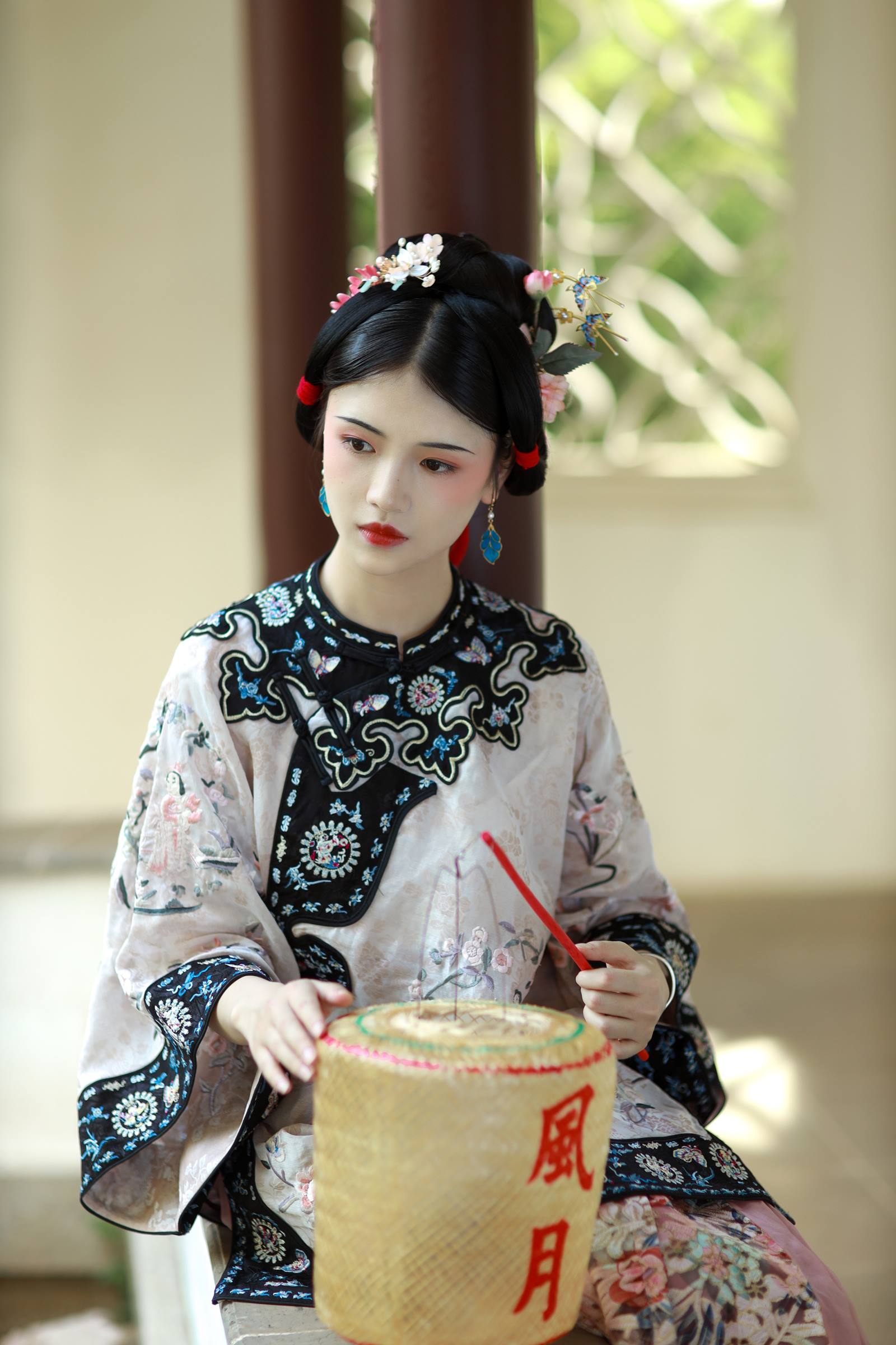 [YITUYU艺图语]2022.10.03 清汉女 喵喵家的小鱼干[29+1P/424MB]