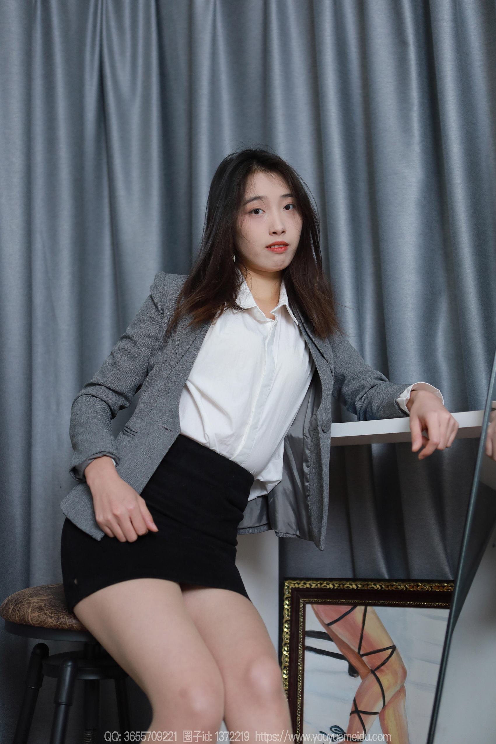 [IESS异思趣向] 2024.02.20 丝享家1669：小九《妖娆OL》[88P/83MB]