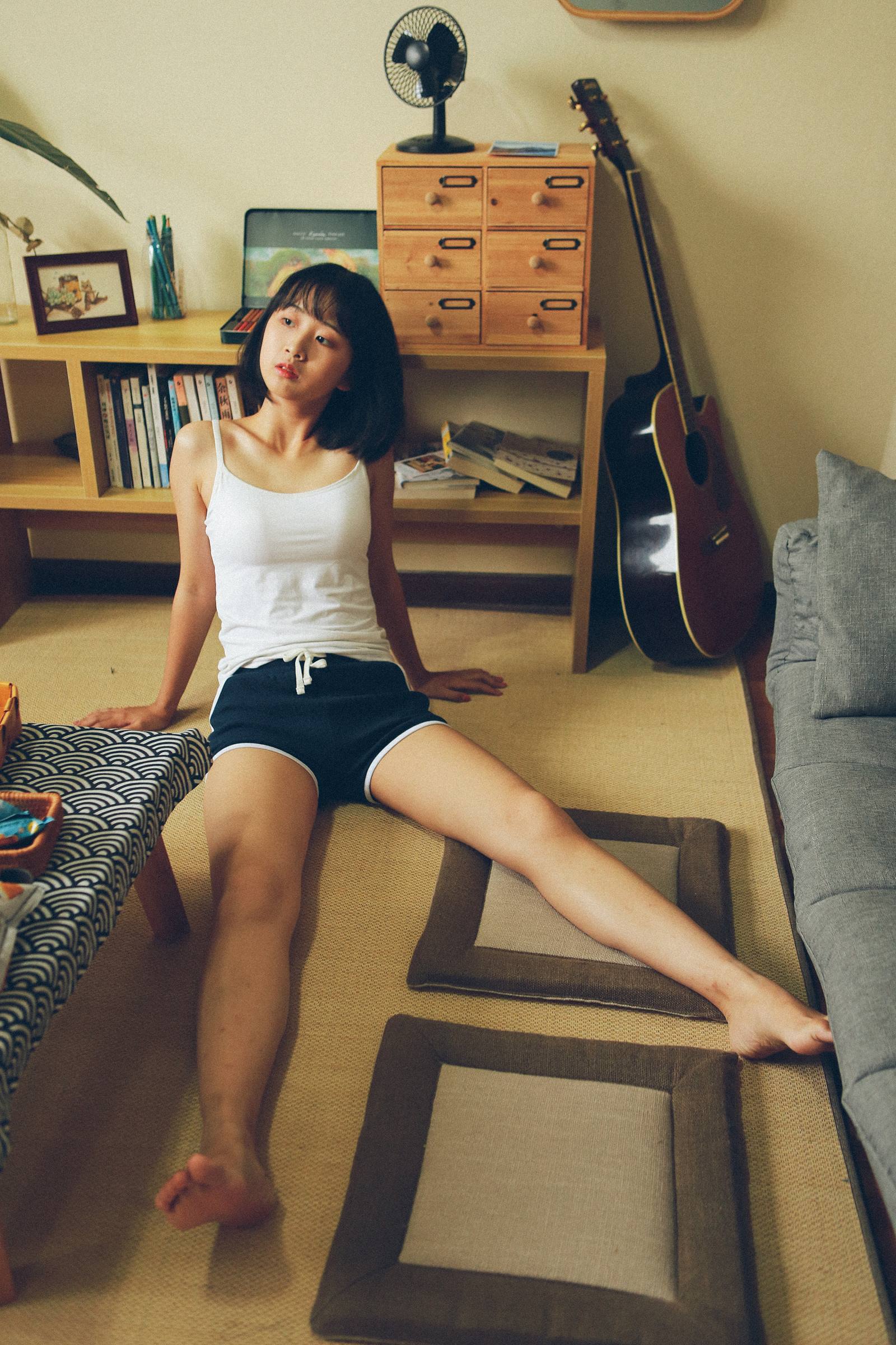 [YITUYU艺图语]2022.09.30 时方七月 了了[23+1P/271MB]