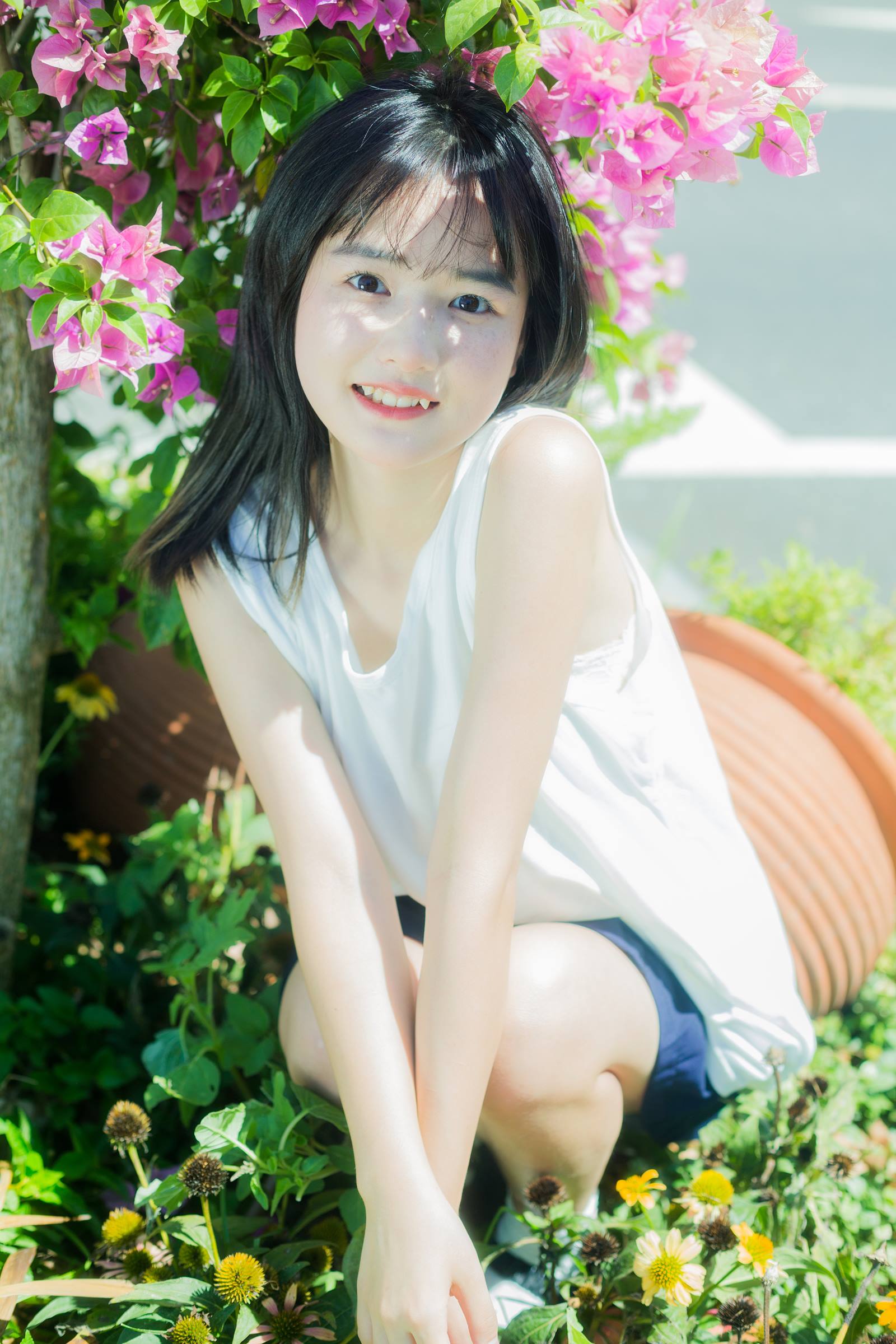 [YITUYU艺图语]2022.09.30 街心三角梅 小怡妹妹cute[33+1P/362MB]